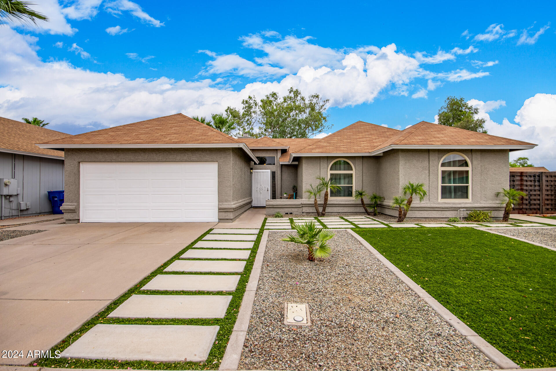 6150 W DEL RIO Street