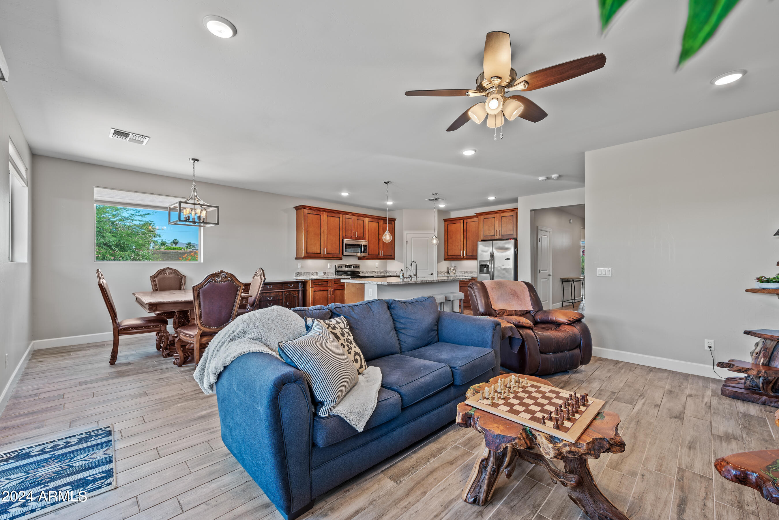 5944 E HERMOSA VISTA Drive