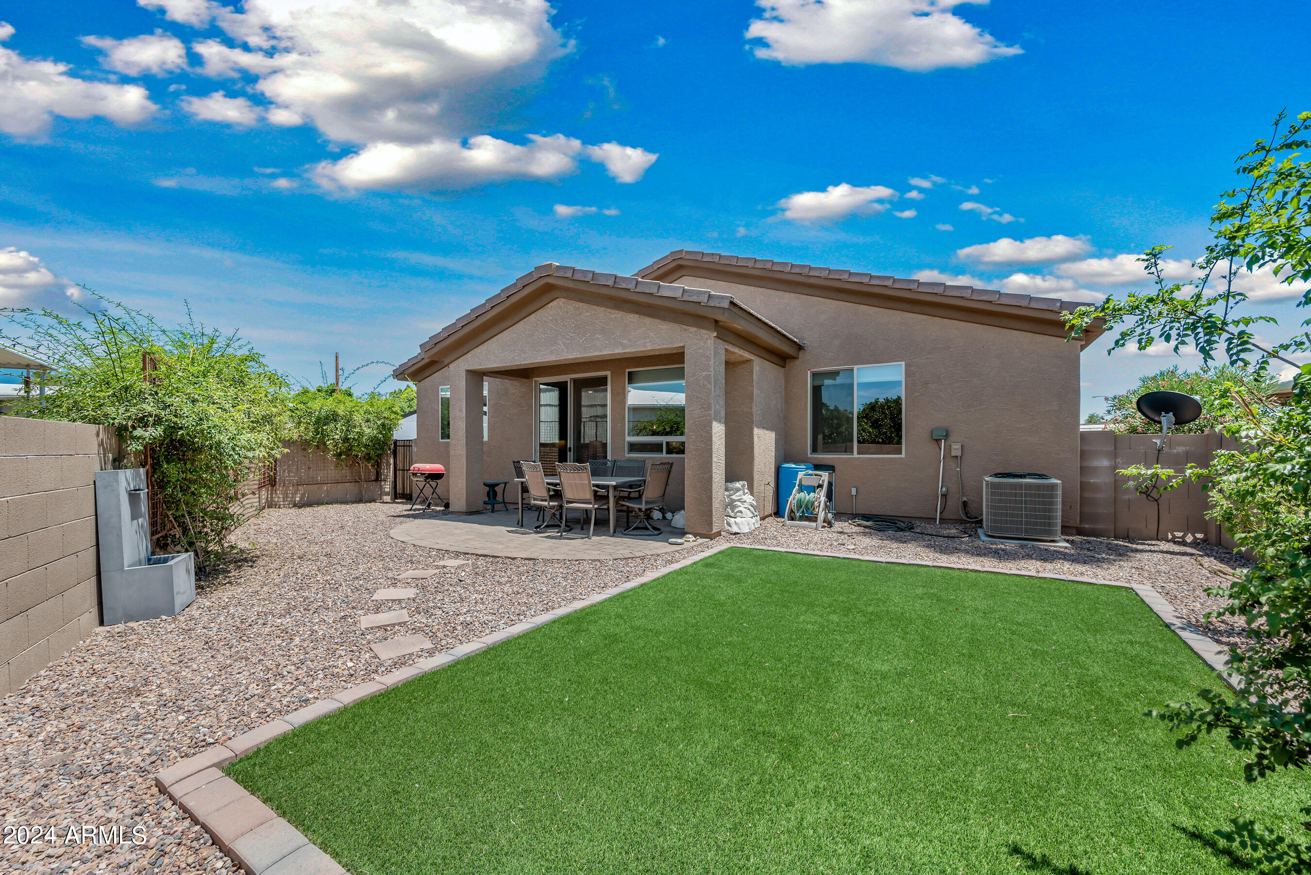 5944 E HERMOSA VISTA Drive