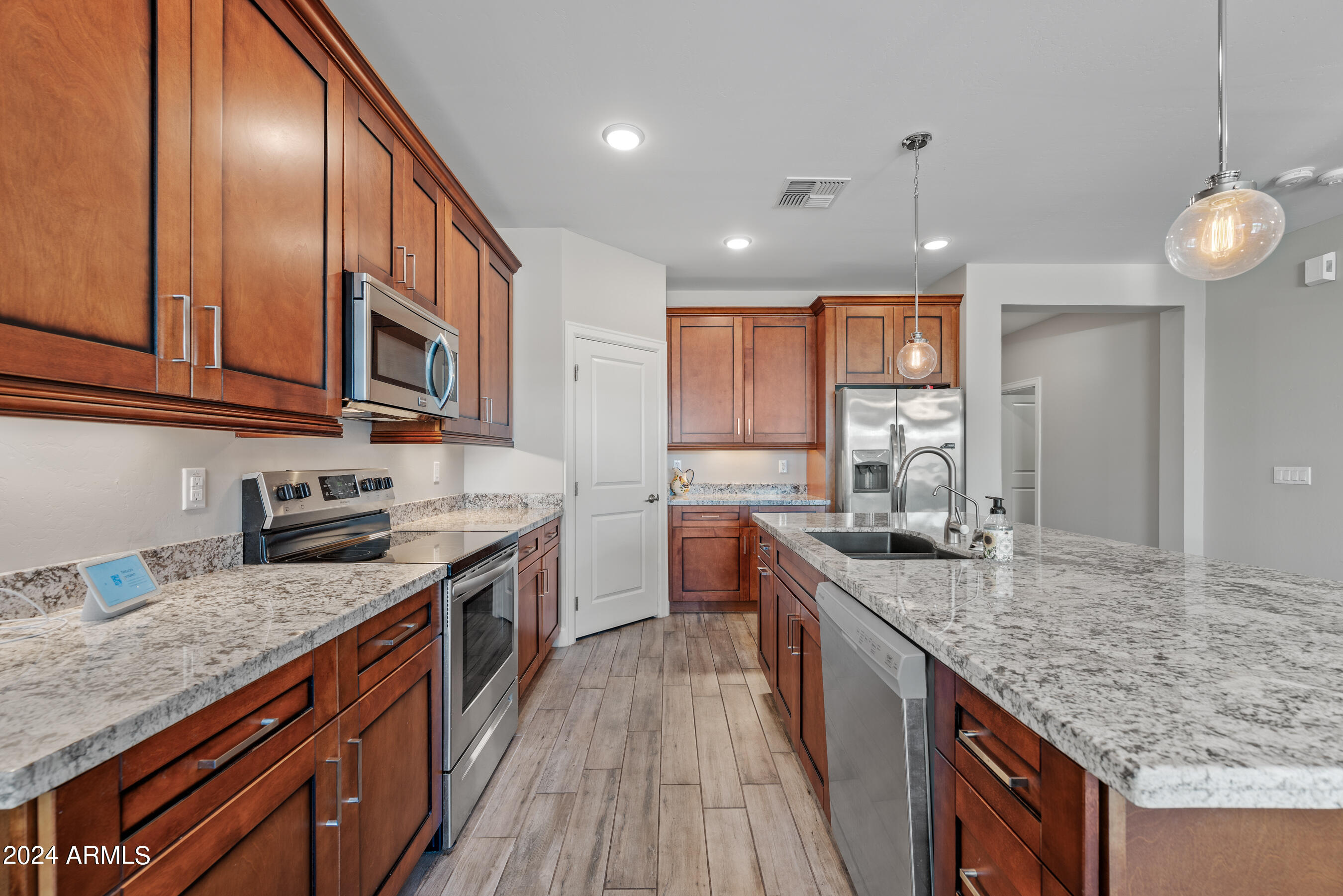 5944 E HERMOSA VISTA Drive