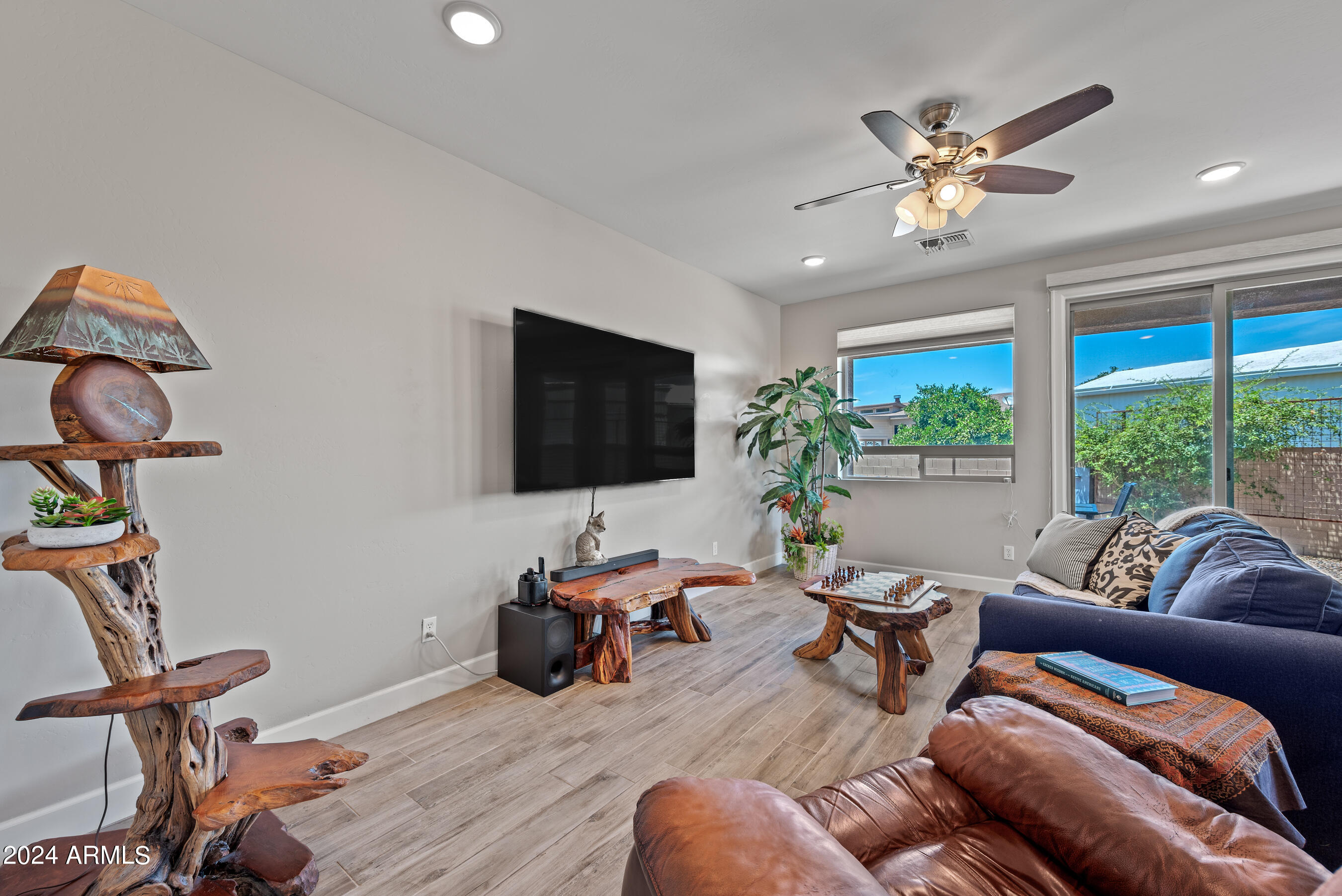 5944 E HERMOSA VISTA Drive