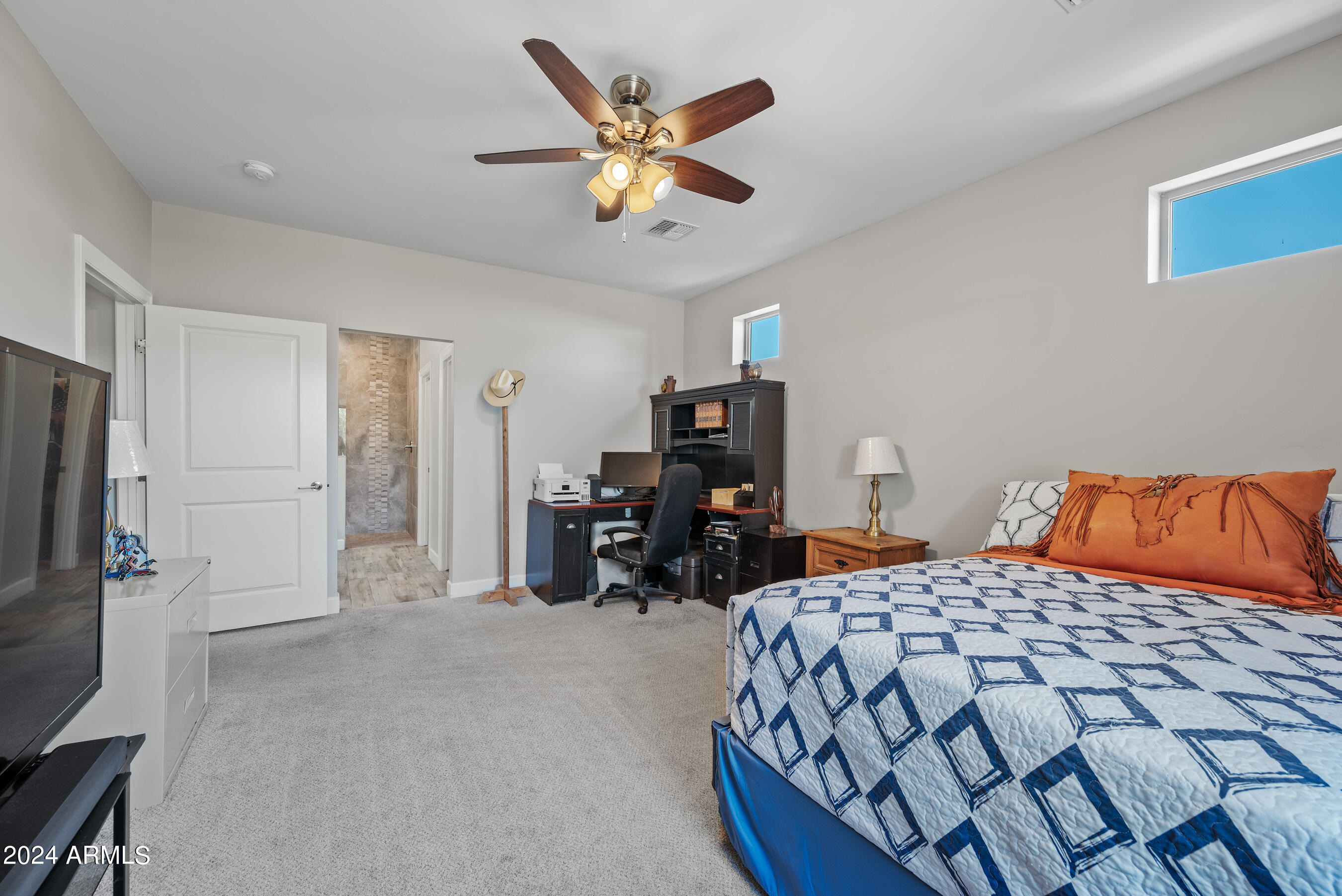 5944 E HERMOSA VISTA Drive