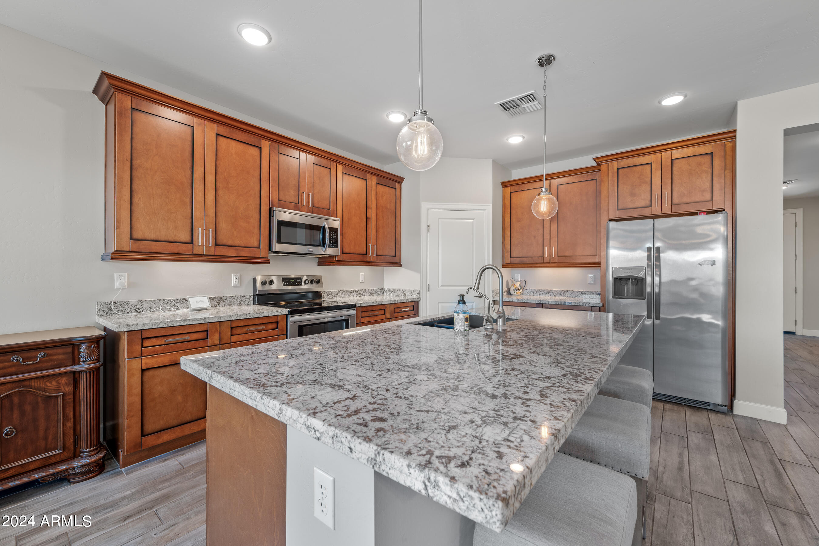 5944 E HERMOSA VISTA Drive
