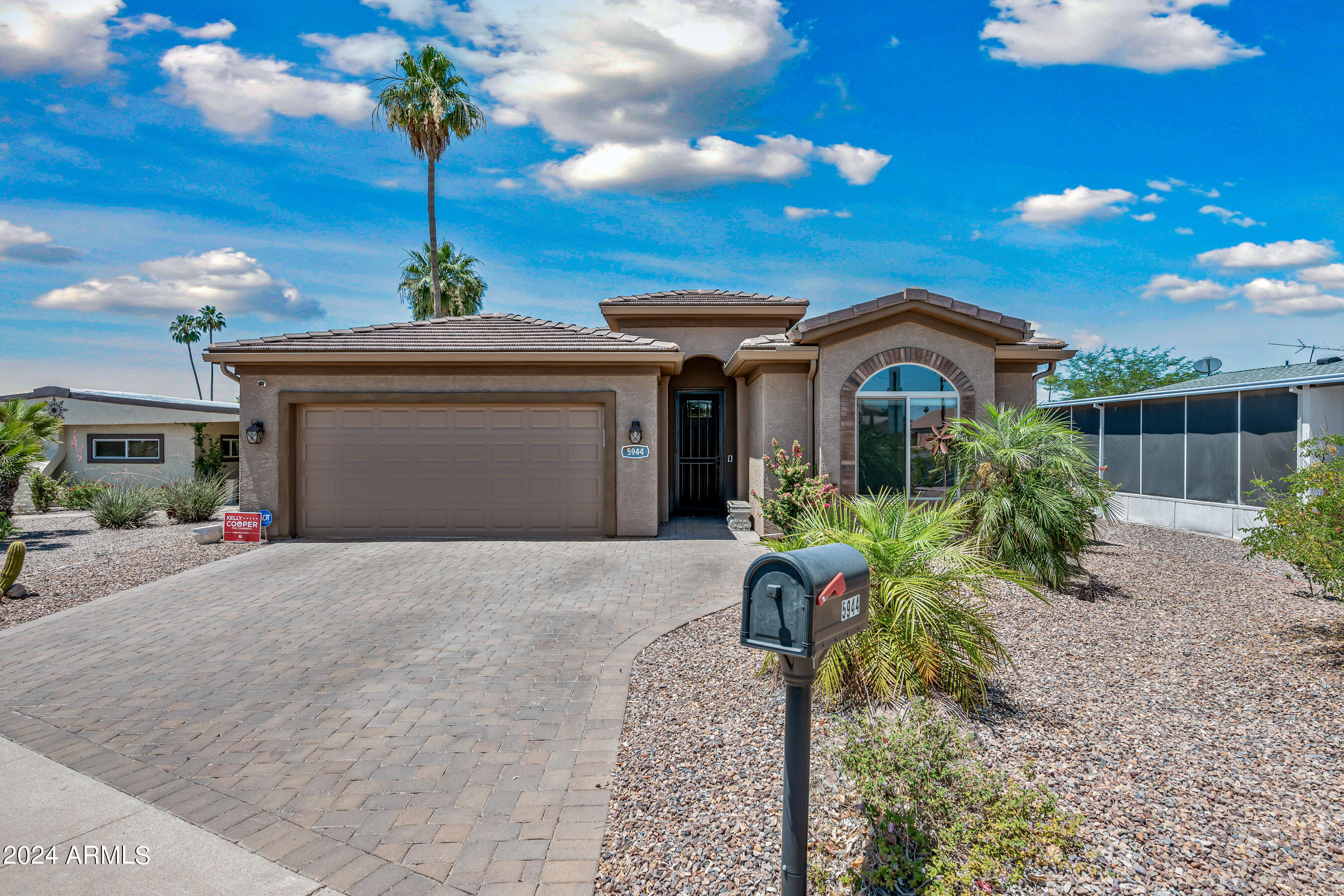 5944 E HERMOSA VISTA Drive