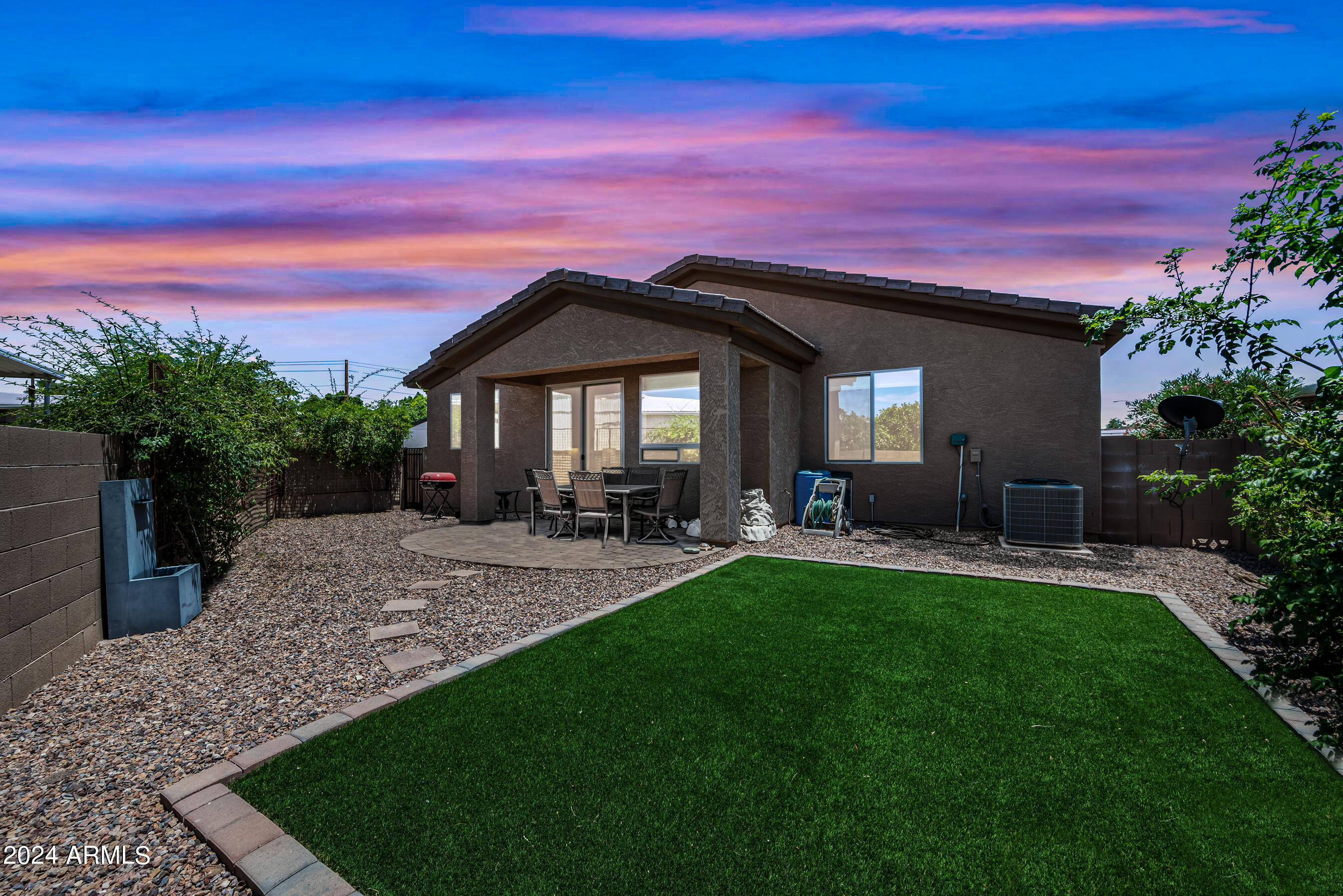 5944 E HERMOSA VISTA Drive