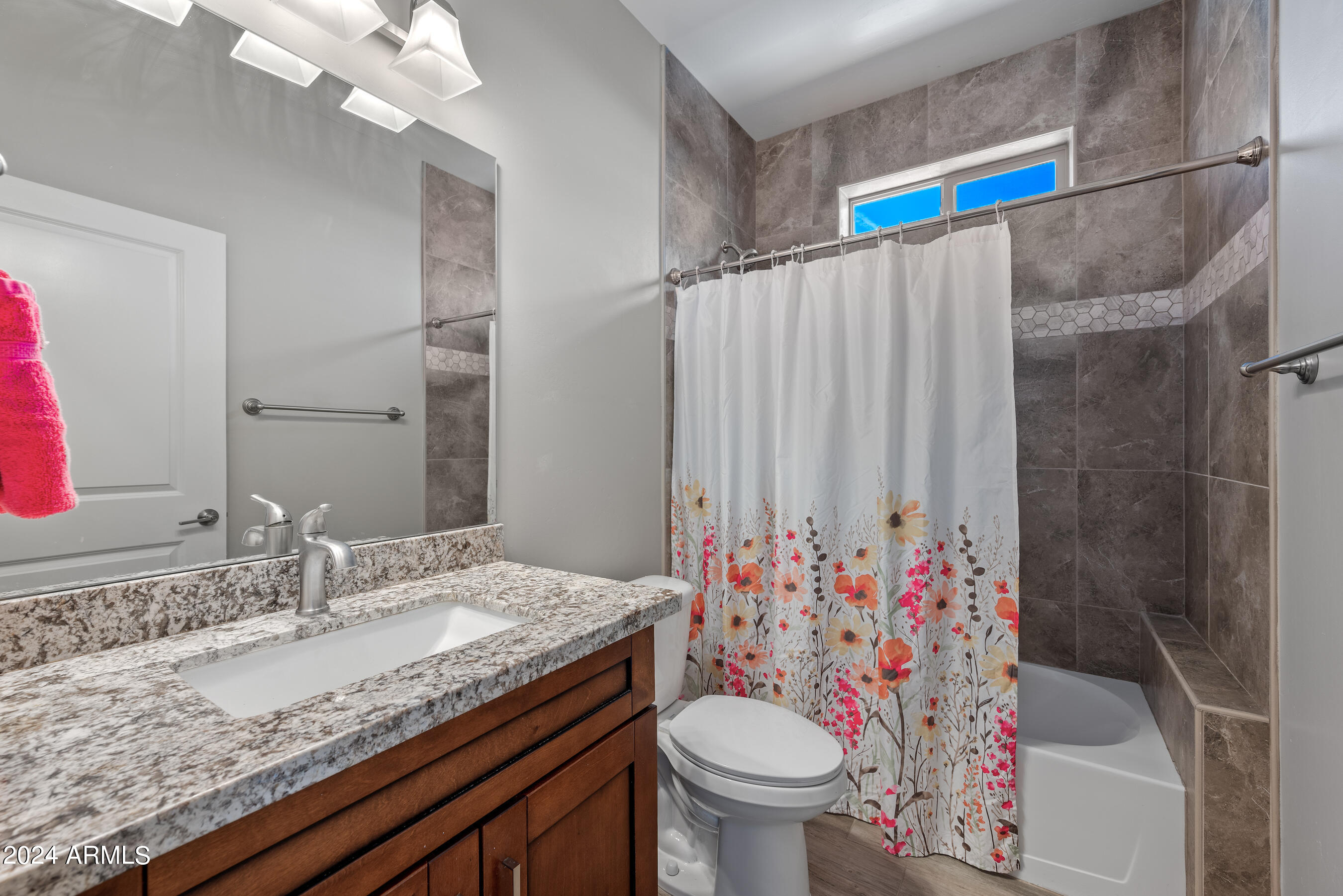 5944 E HERMOSA VISTA Drive