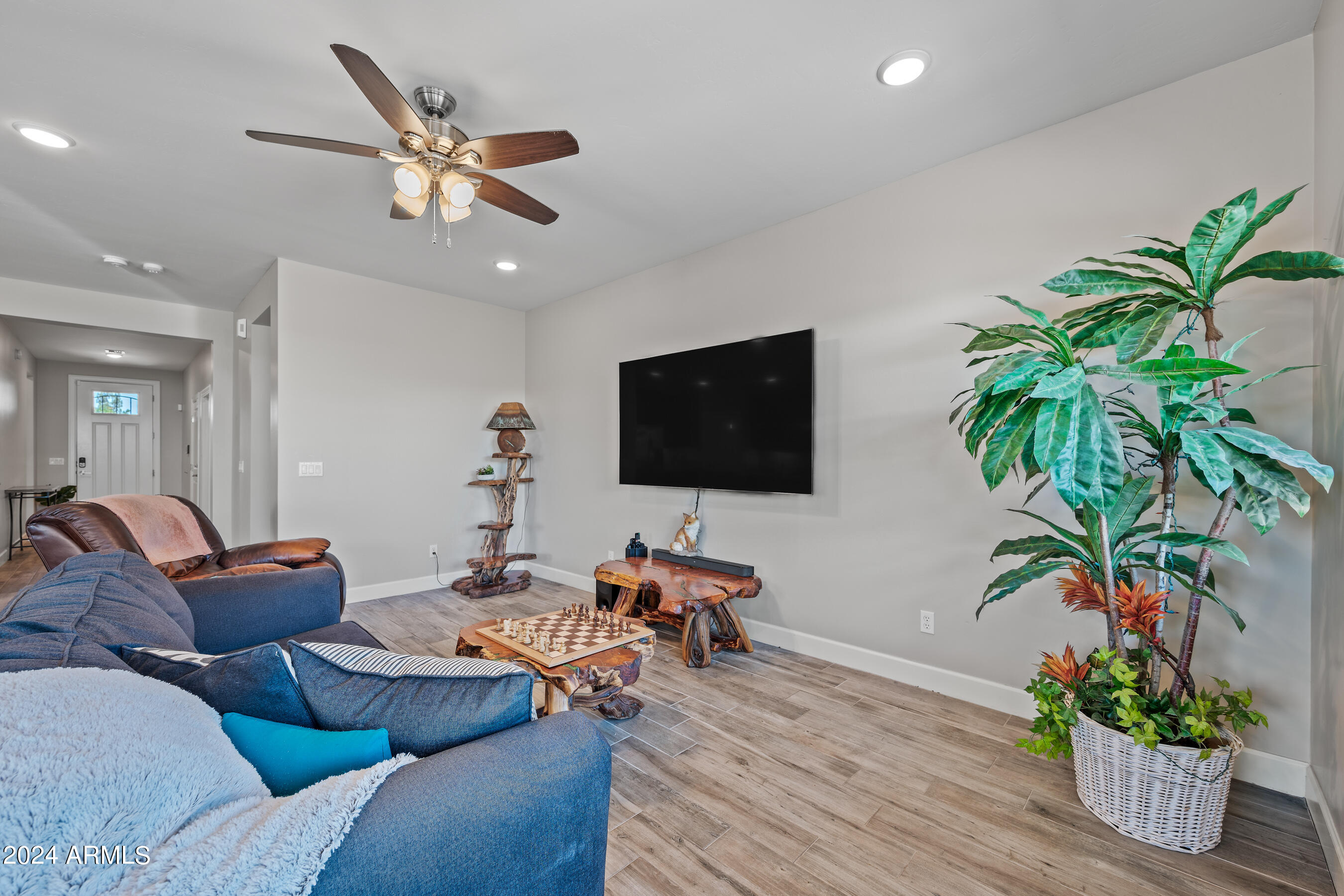 5944 E HERMOSA VISTA Drive