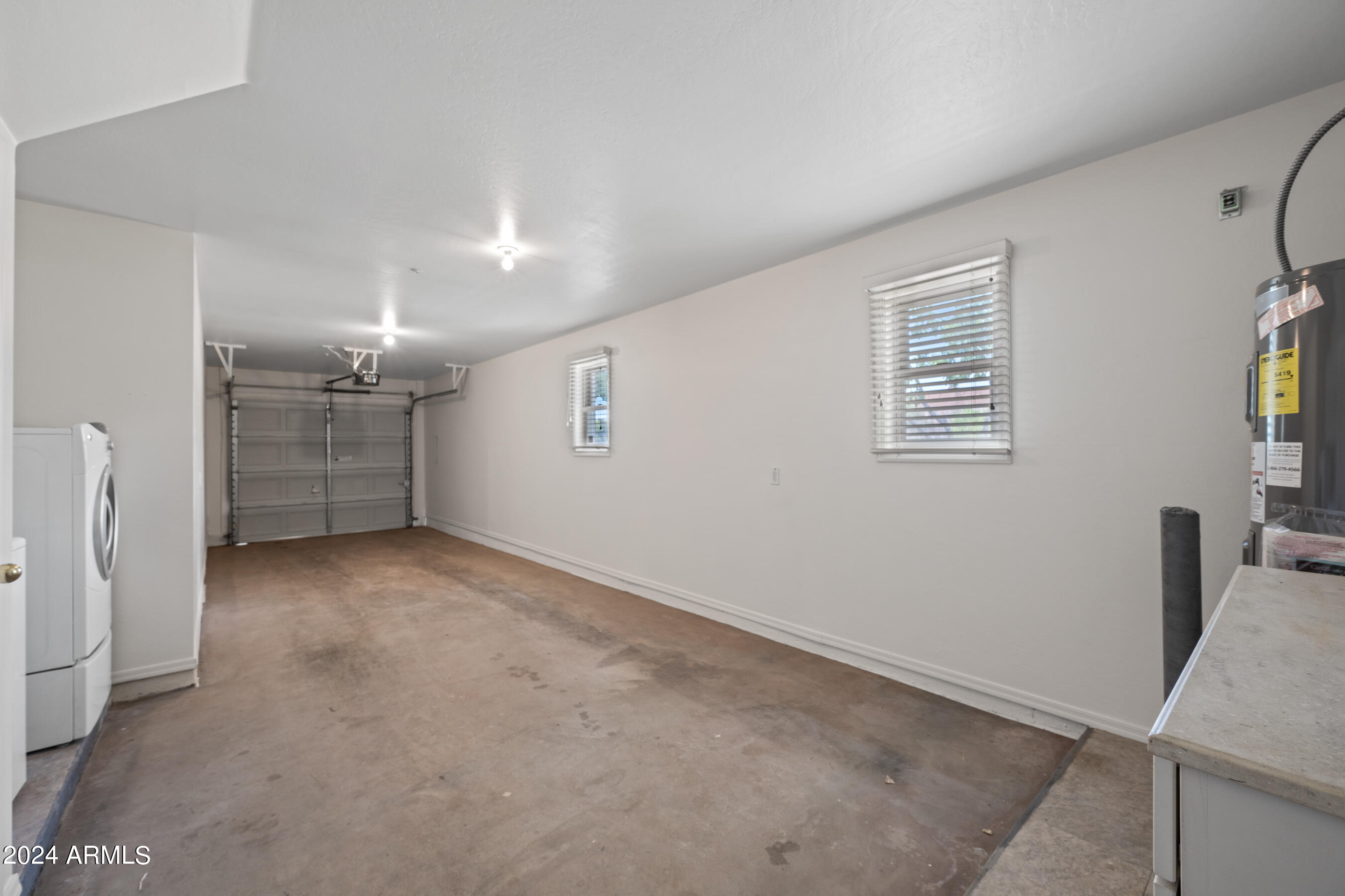 4042 E JASPER Drive