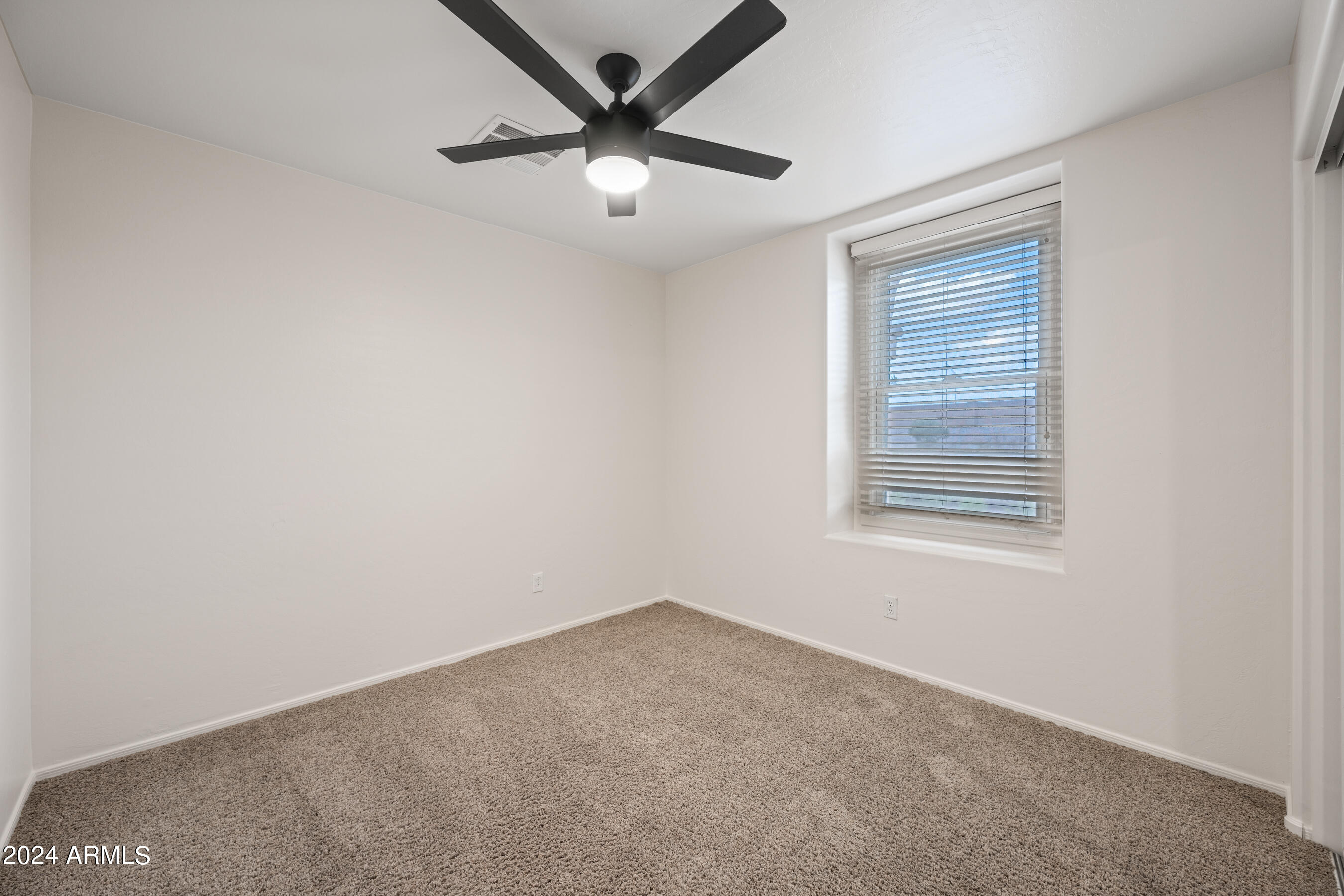 4042 E JASPER Drive