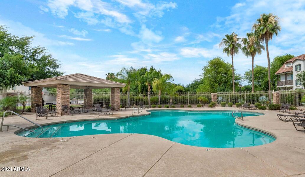 4042 E JASPER Drive