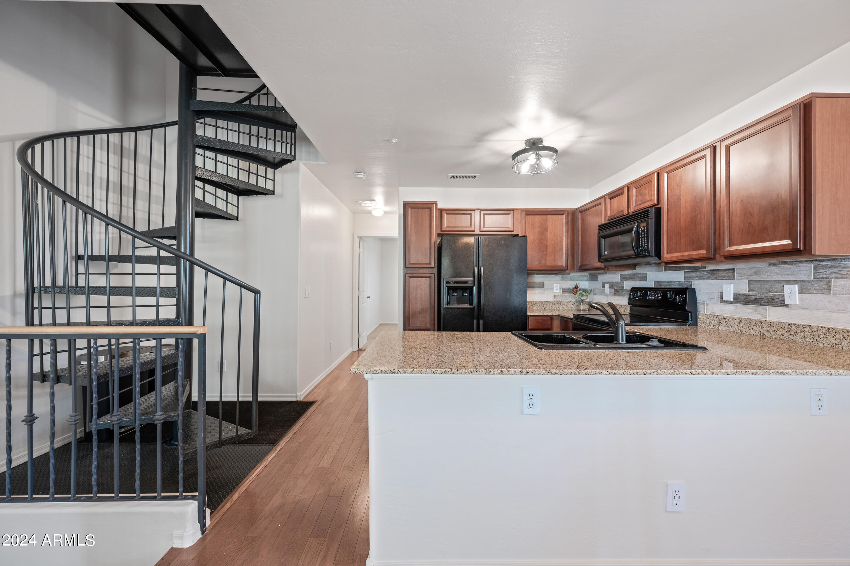 4042 E JASPER Drive