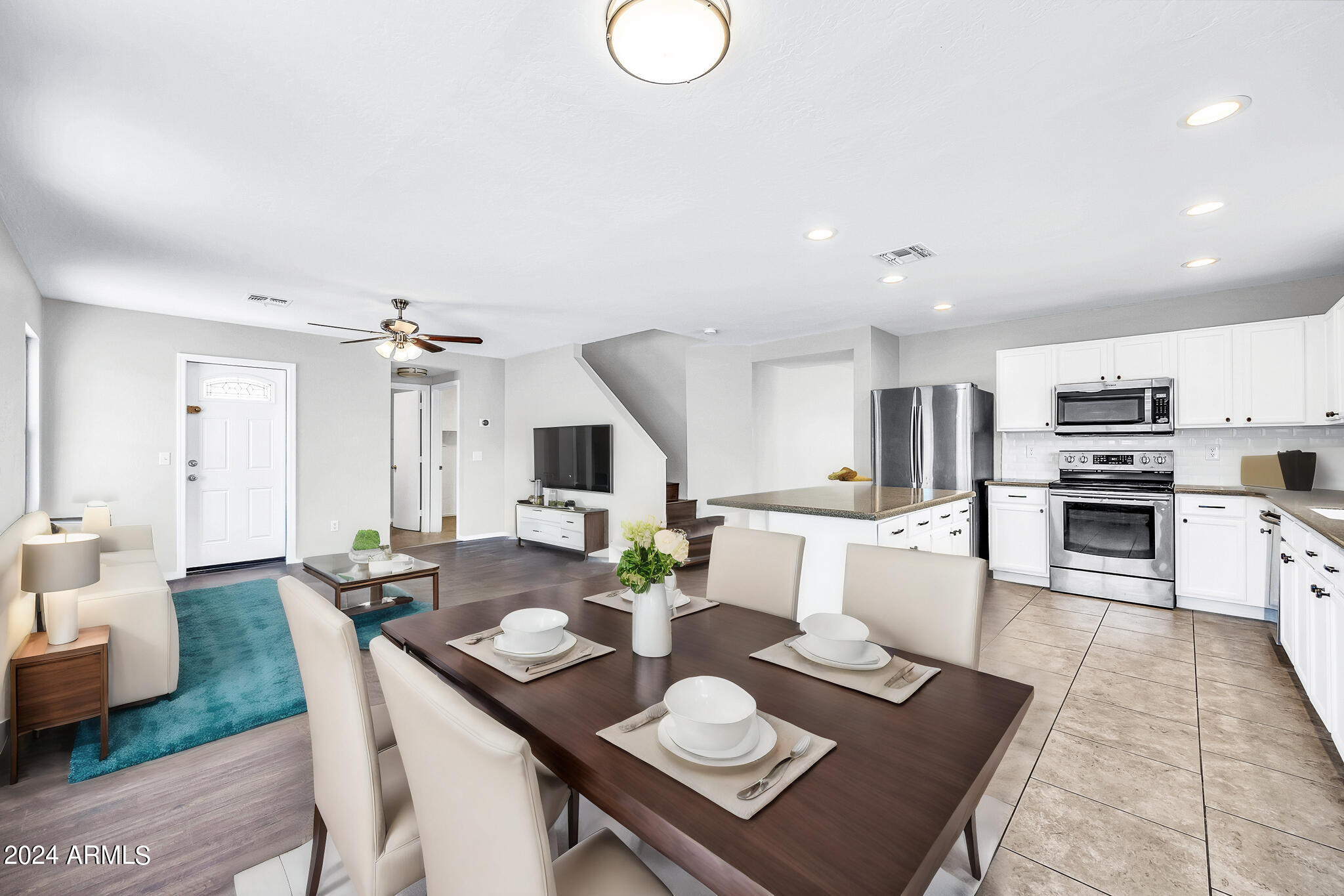 597 W PALO VERDE Street