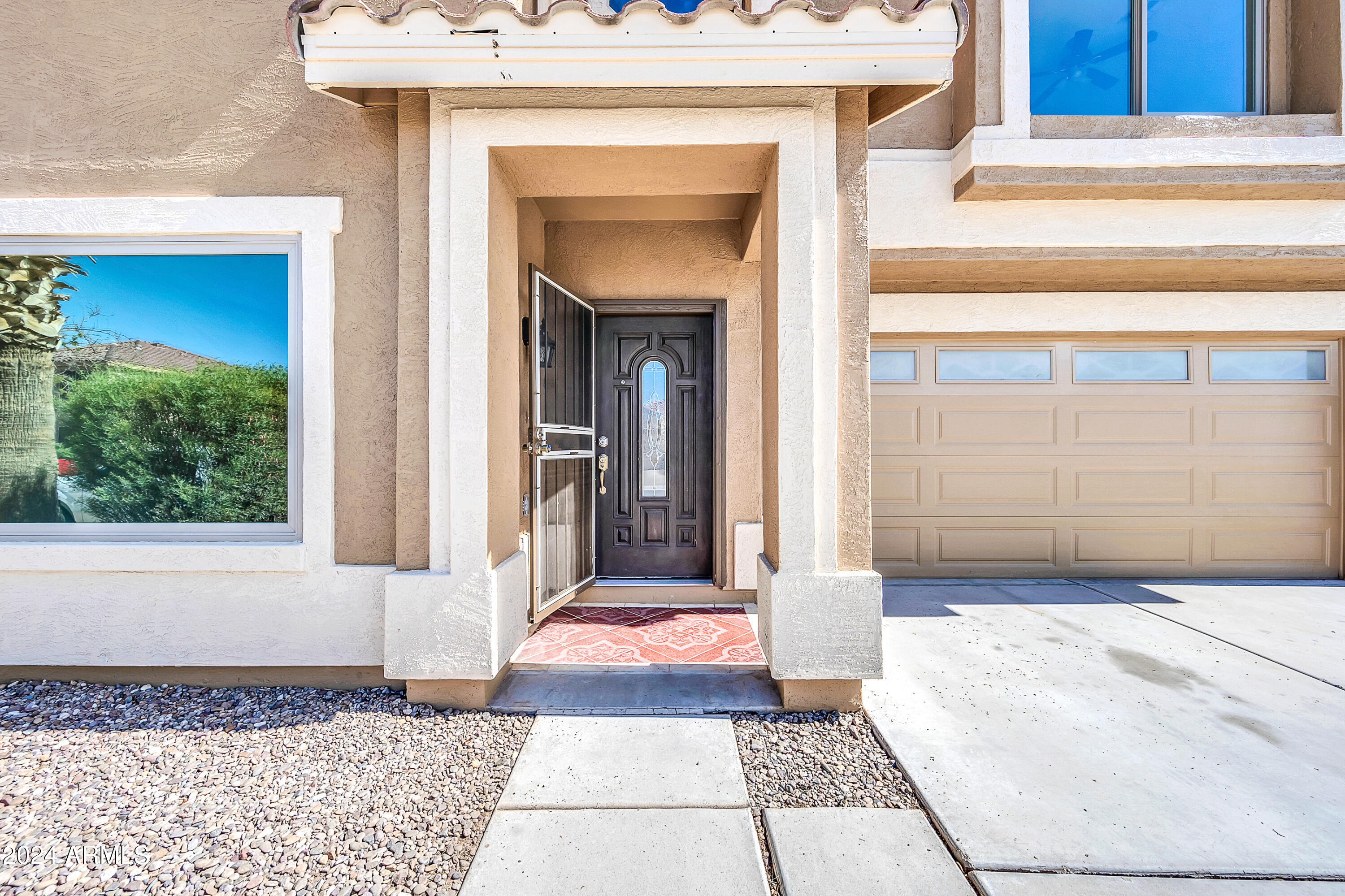 597 W PALO VERDE Street