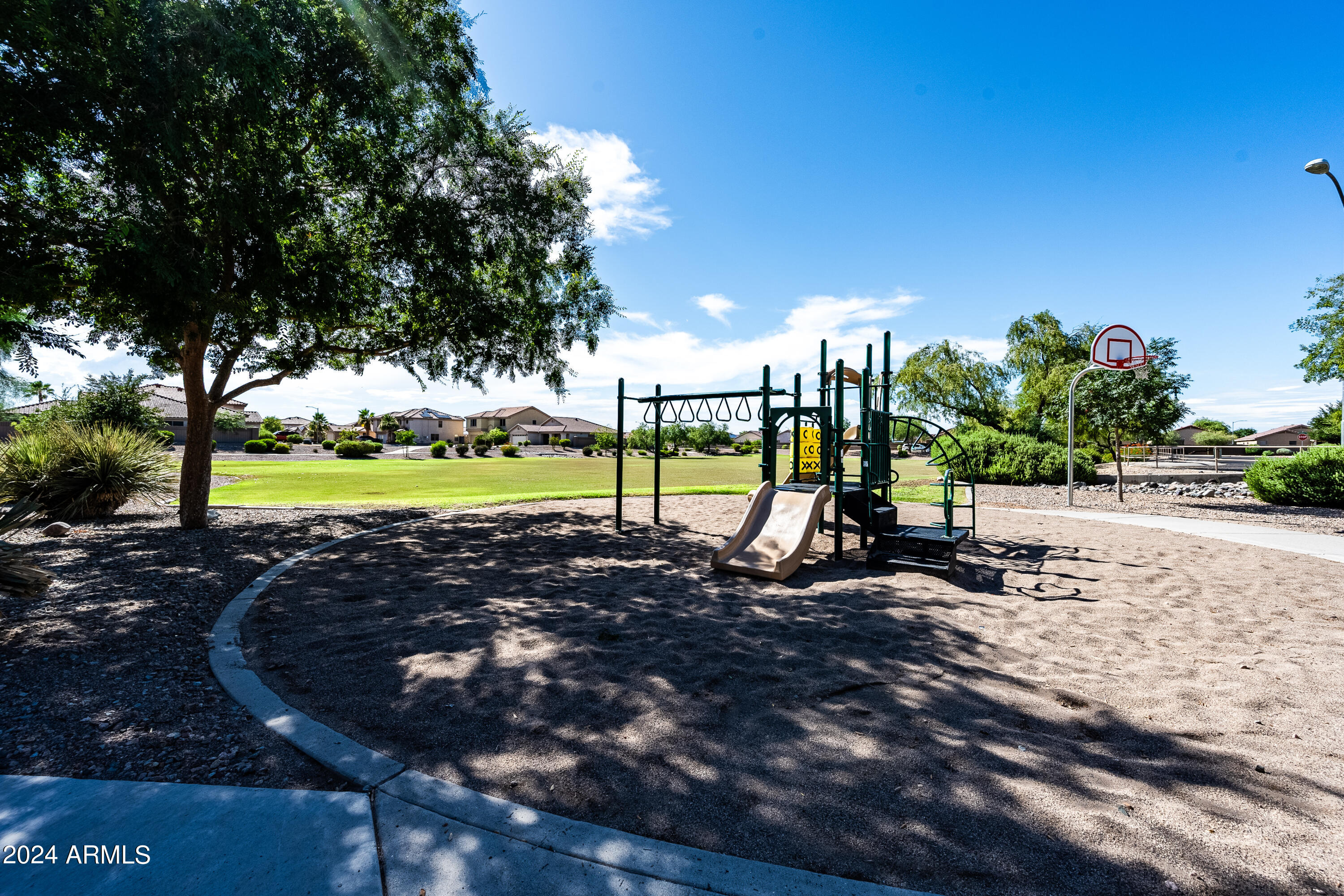 597 W PALO VERDE Street