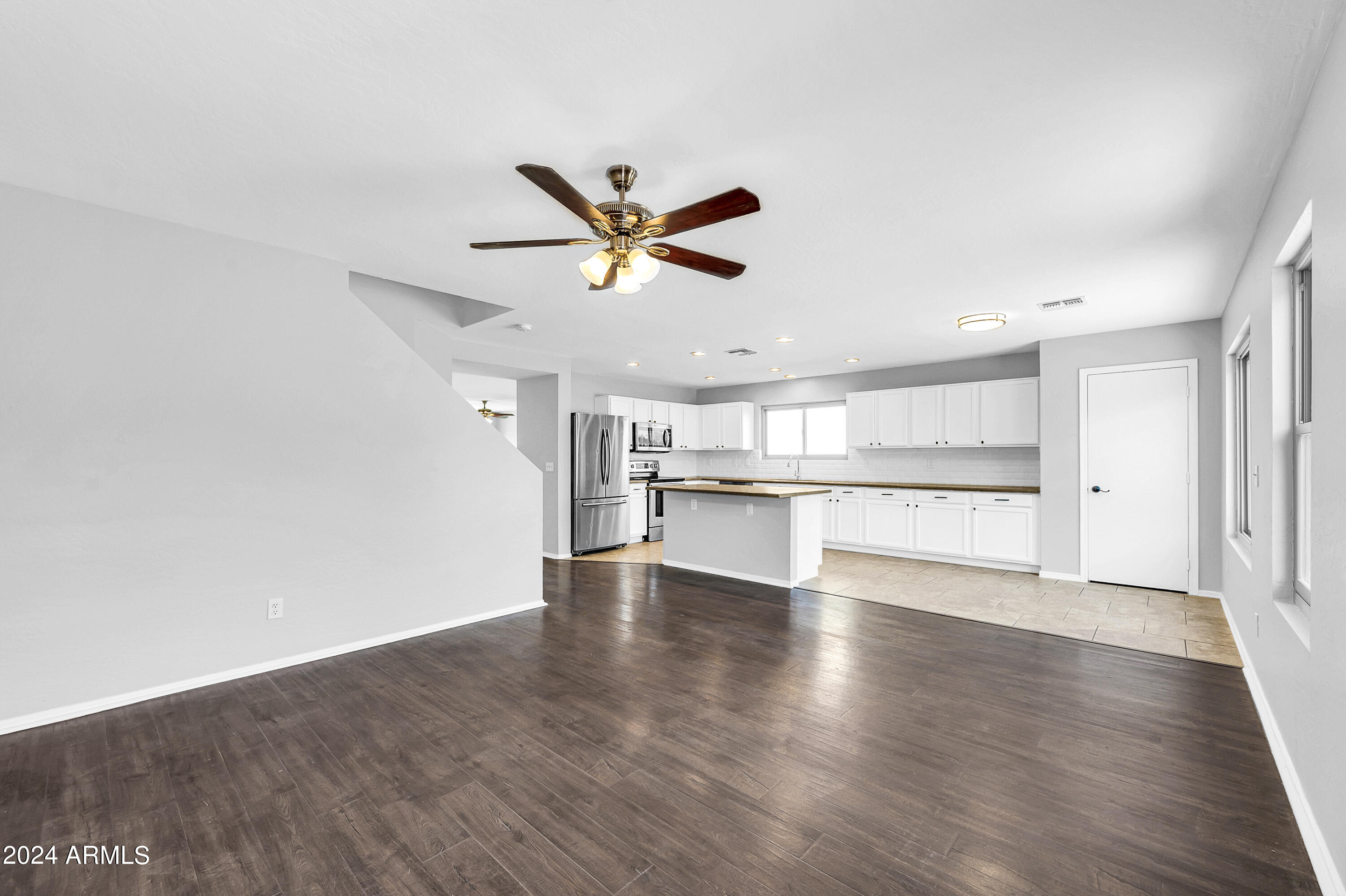 597 W PALO VERDE Street