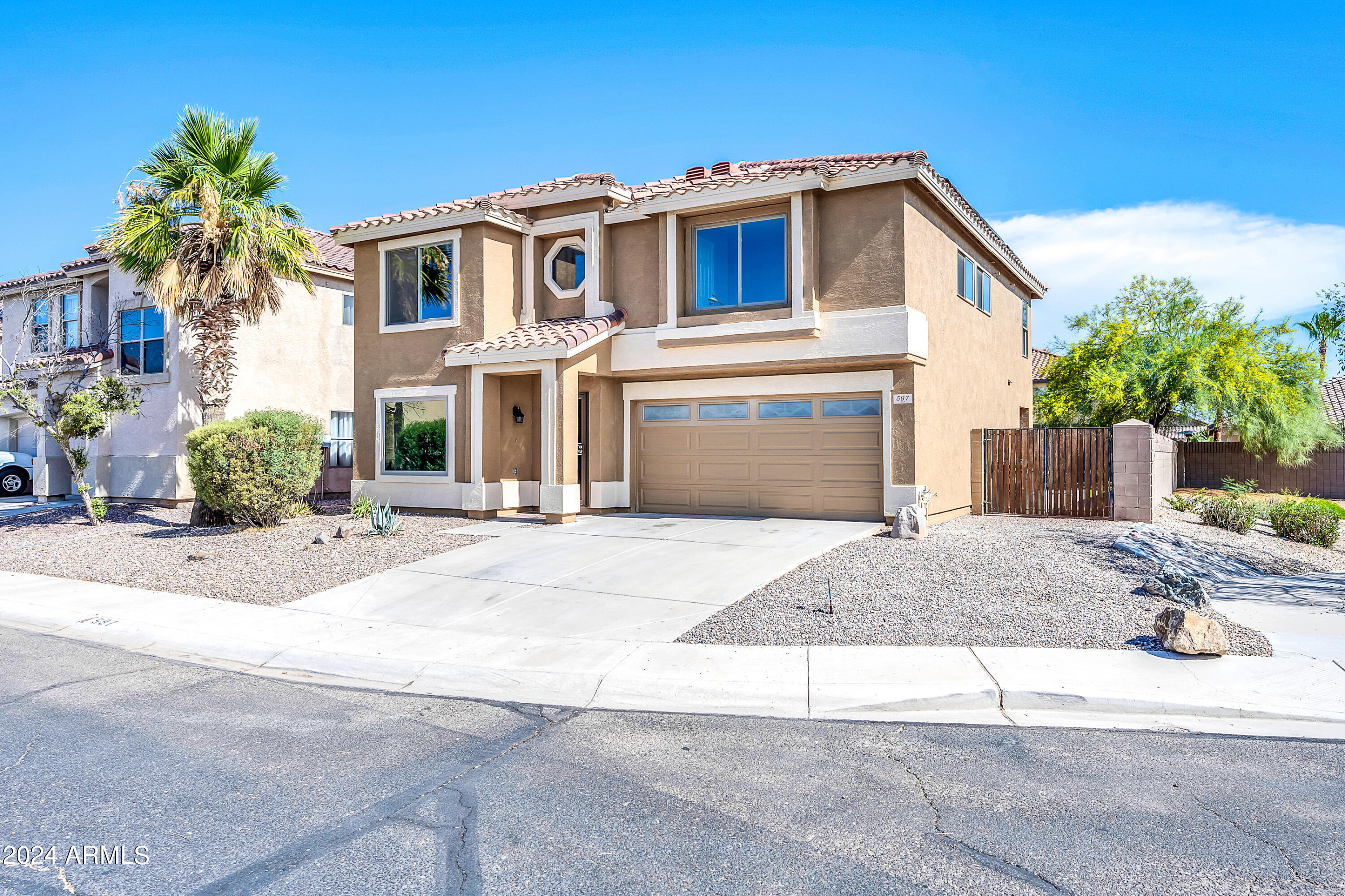 597 W PALO VERDE Street