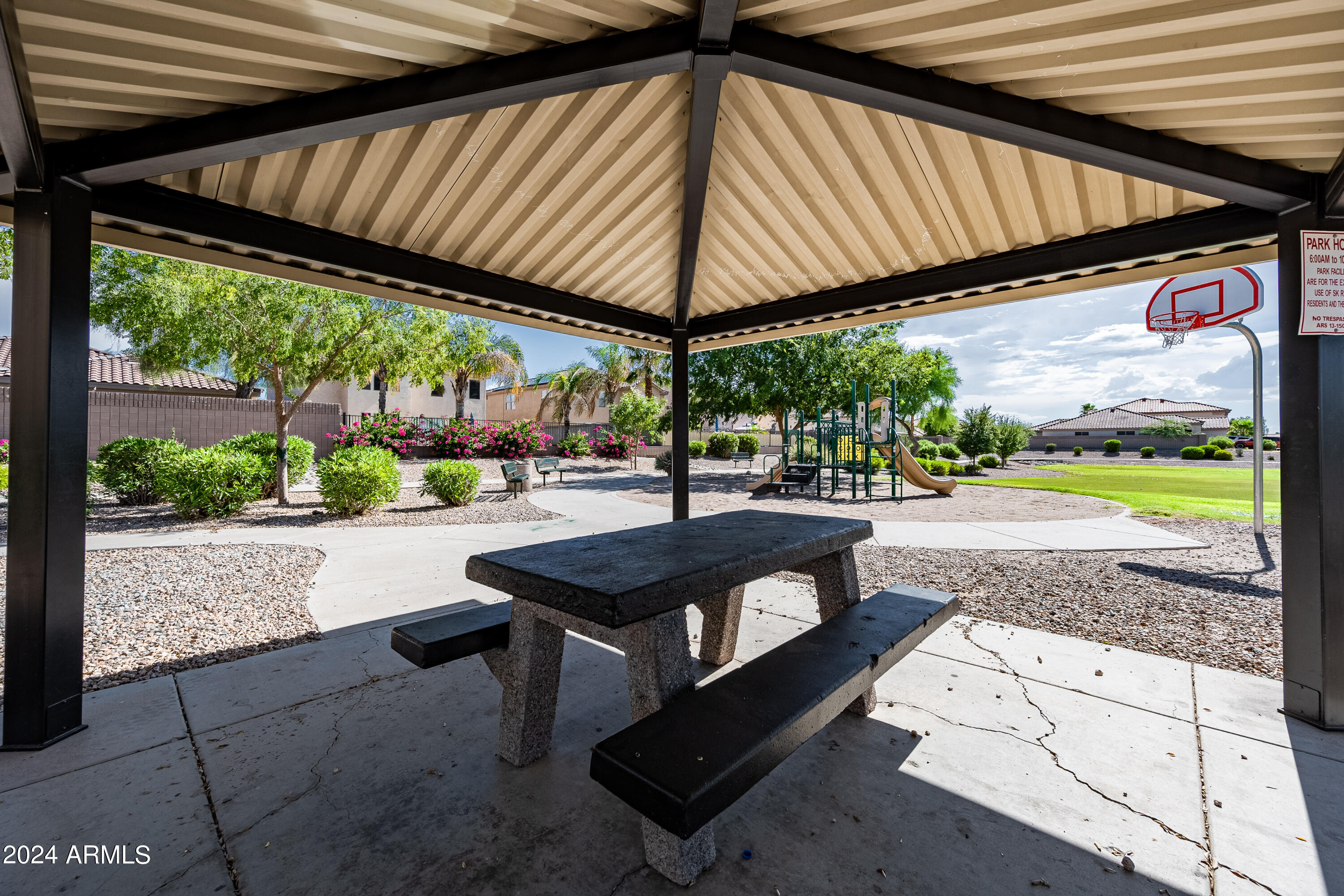 597 W PALO VERDE Street