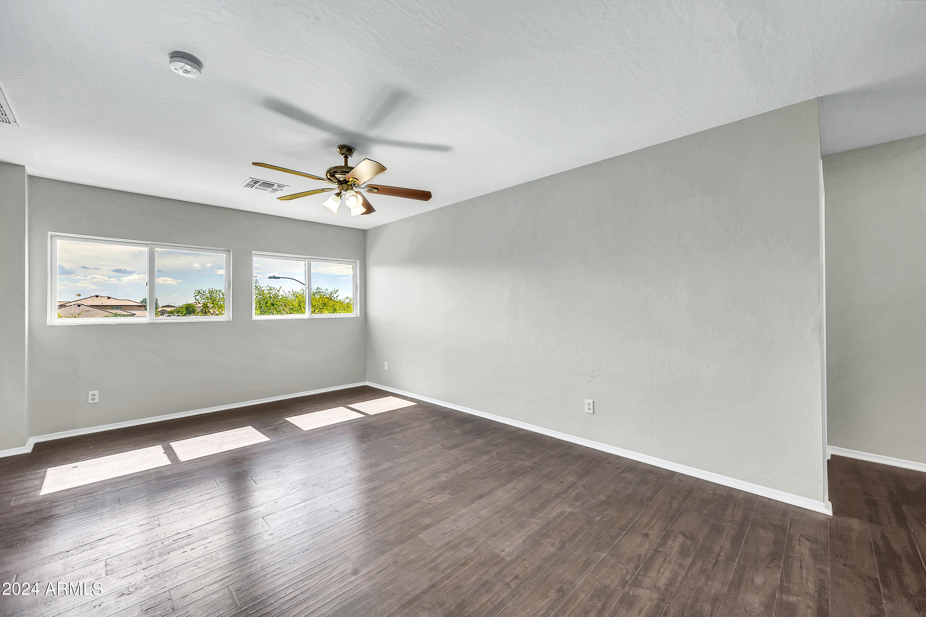 597 W PALO VERDE Street