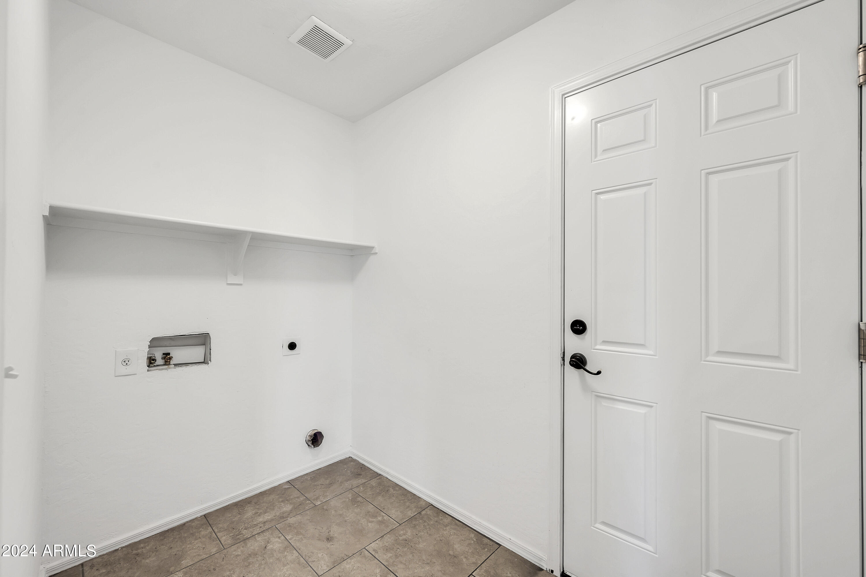 597 W PALO VERDE Street