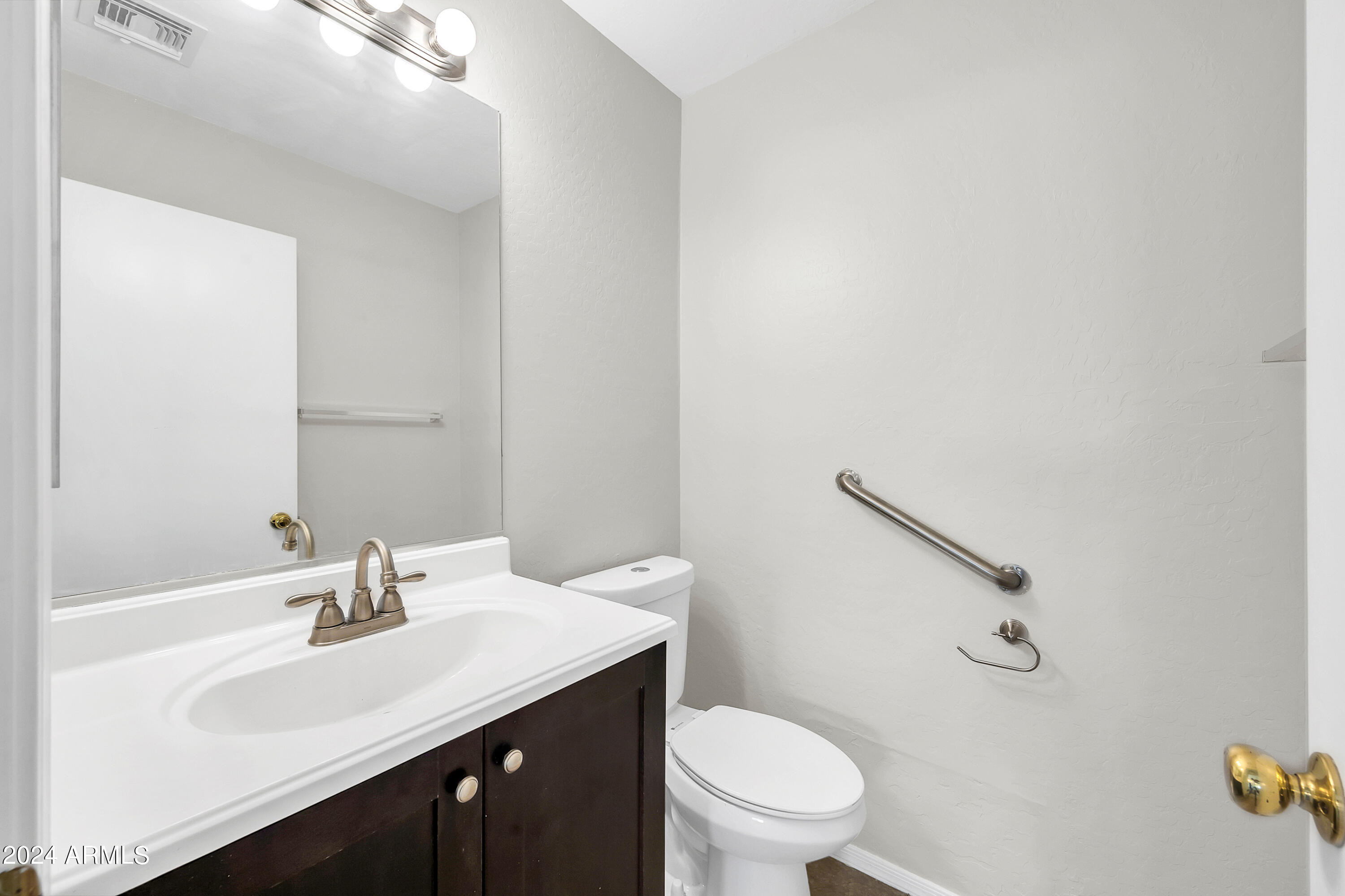 597 W PALO VERDE Street