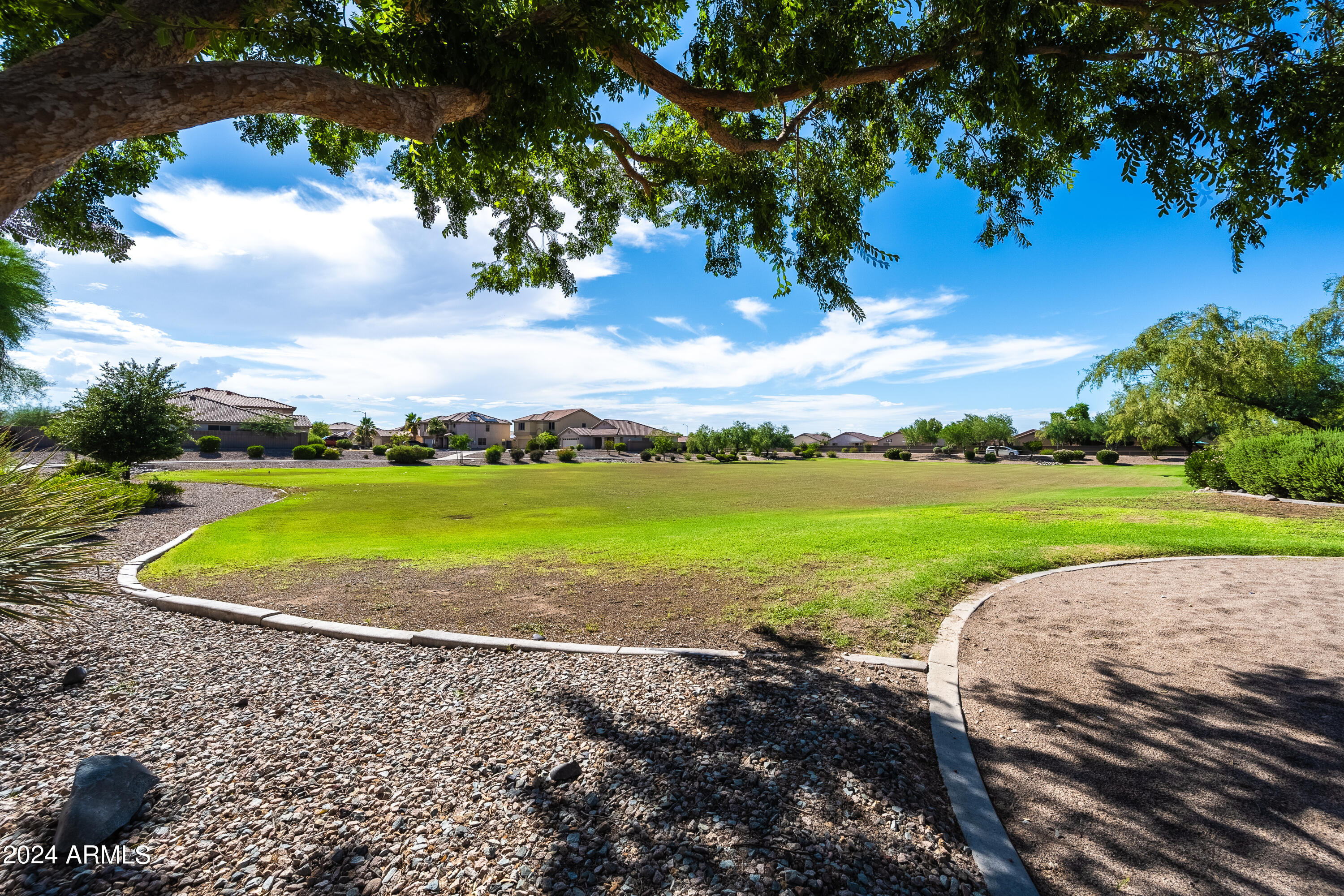 597 W PALO VERDE Street