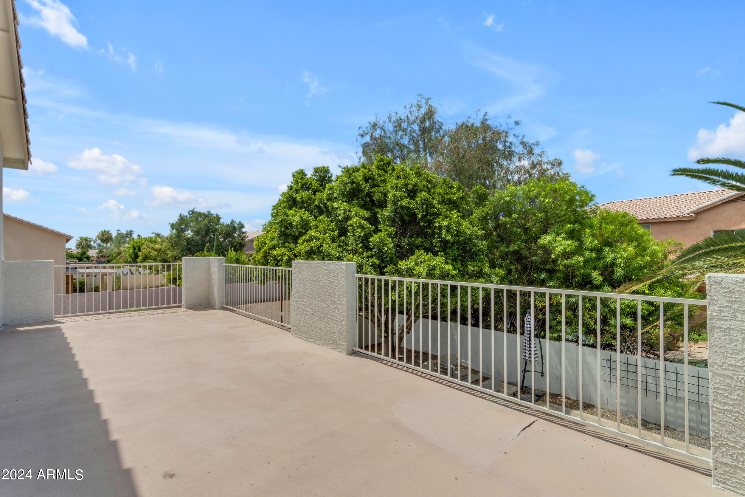 2382 W BINNER Drive