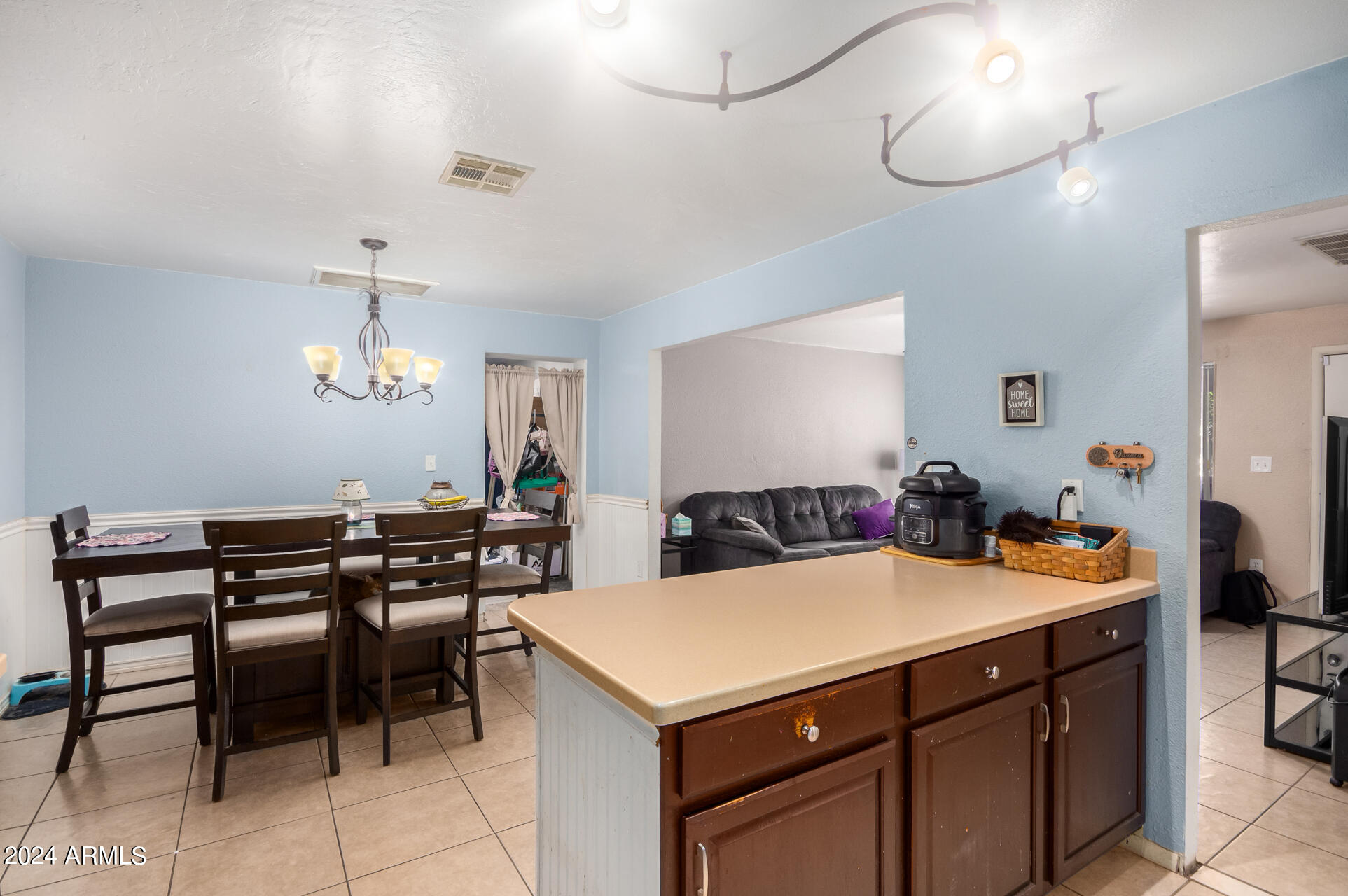10486 N 73RD Drive