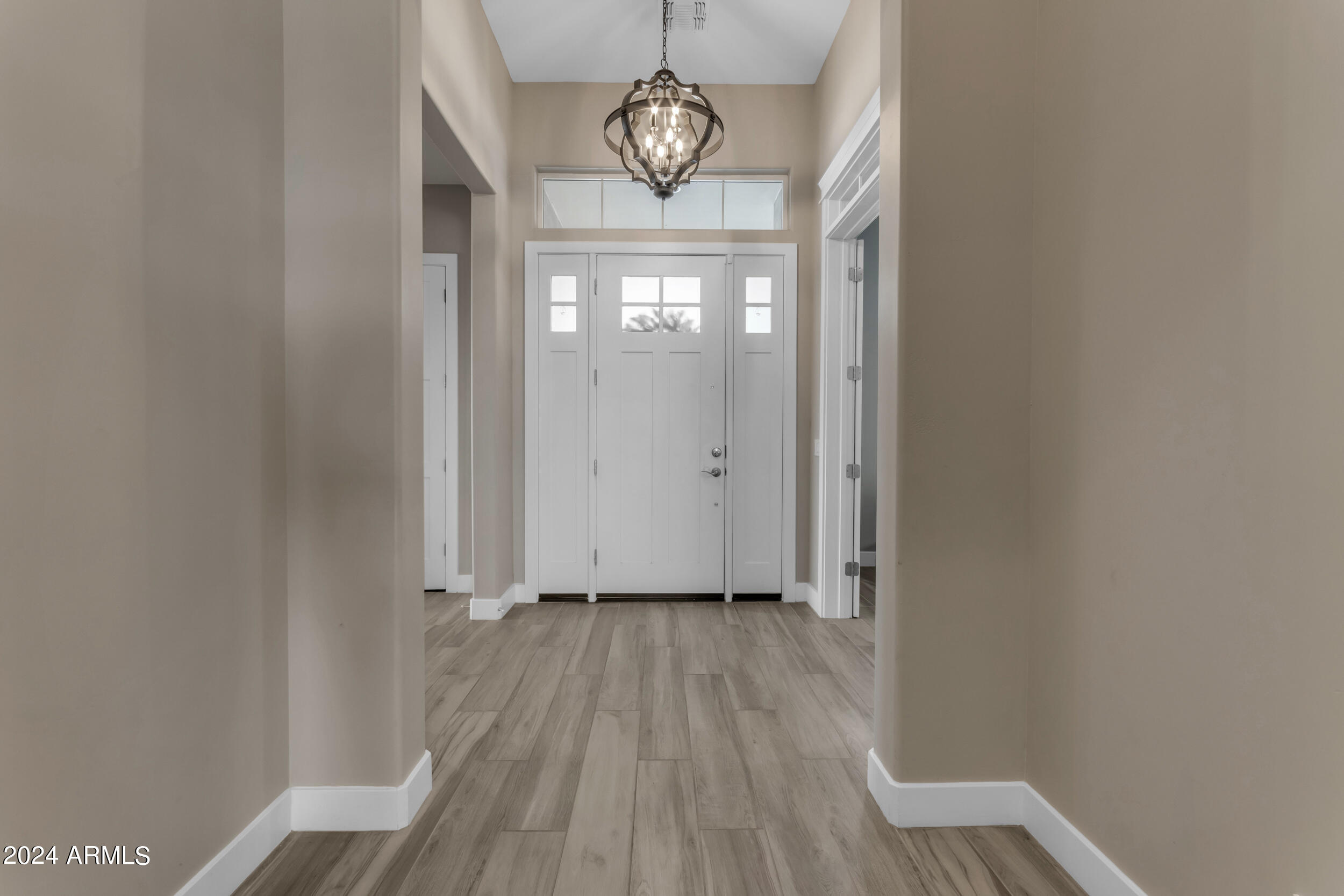 1618 E MINTON Street