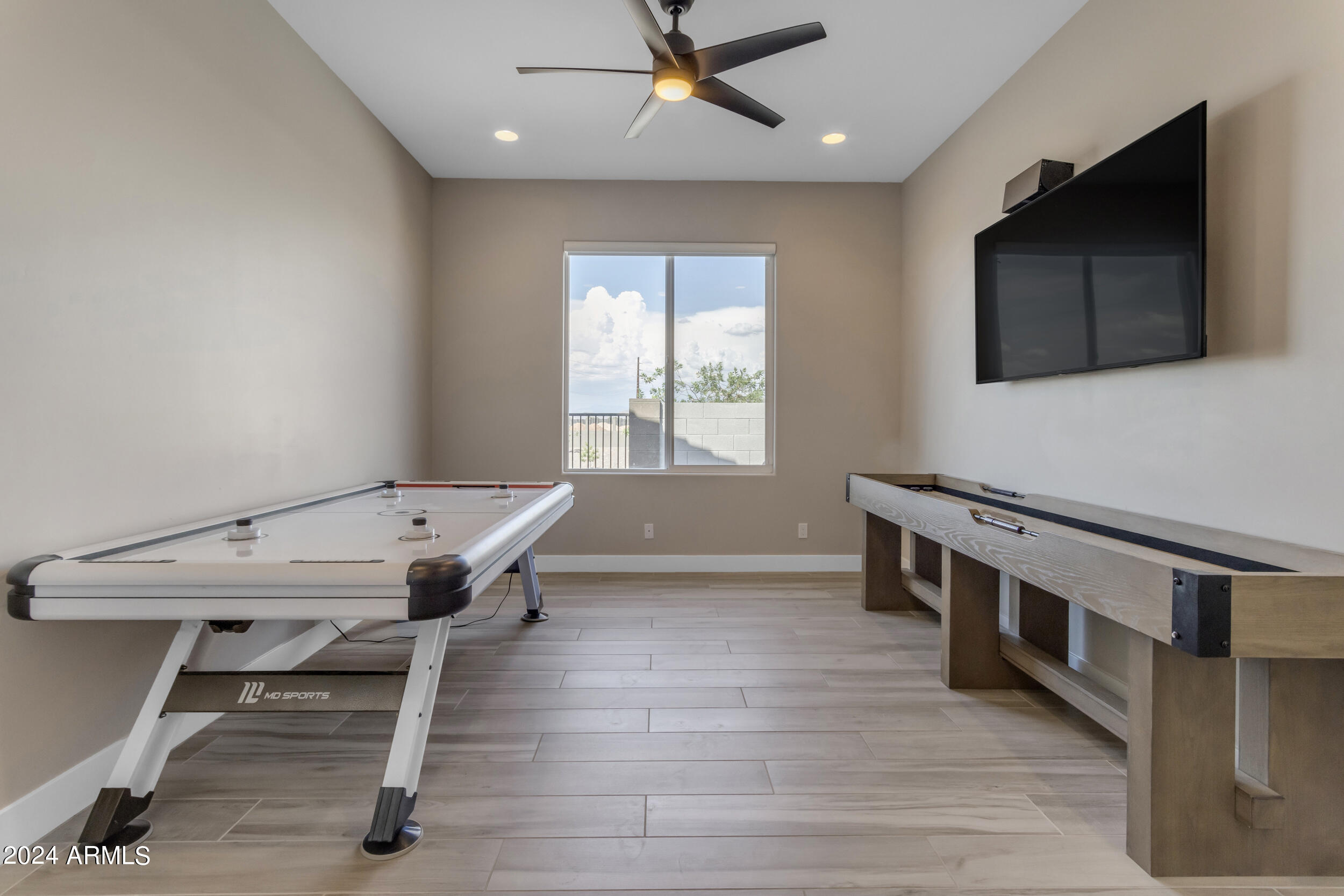 1618 E MINTON Street