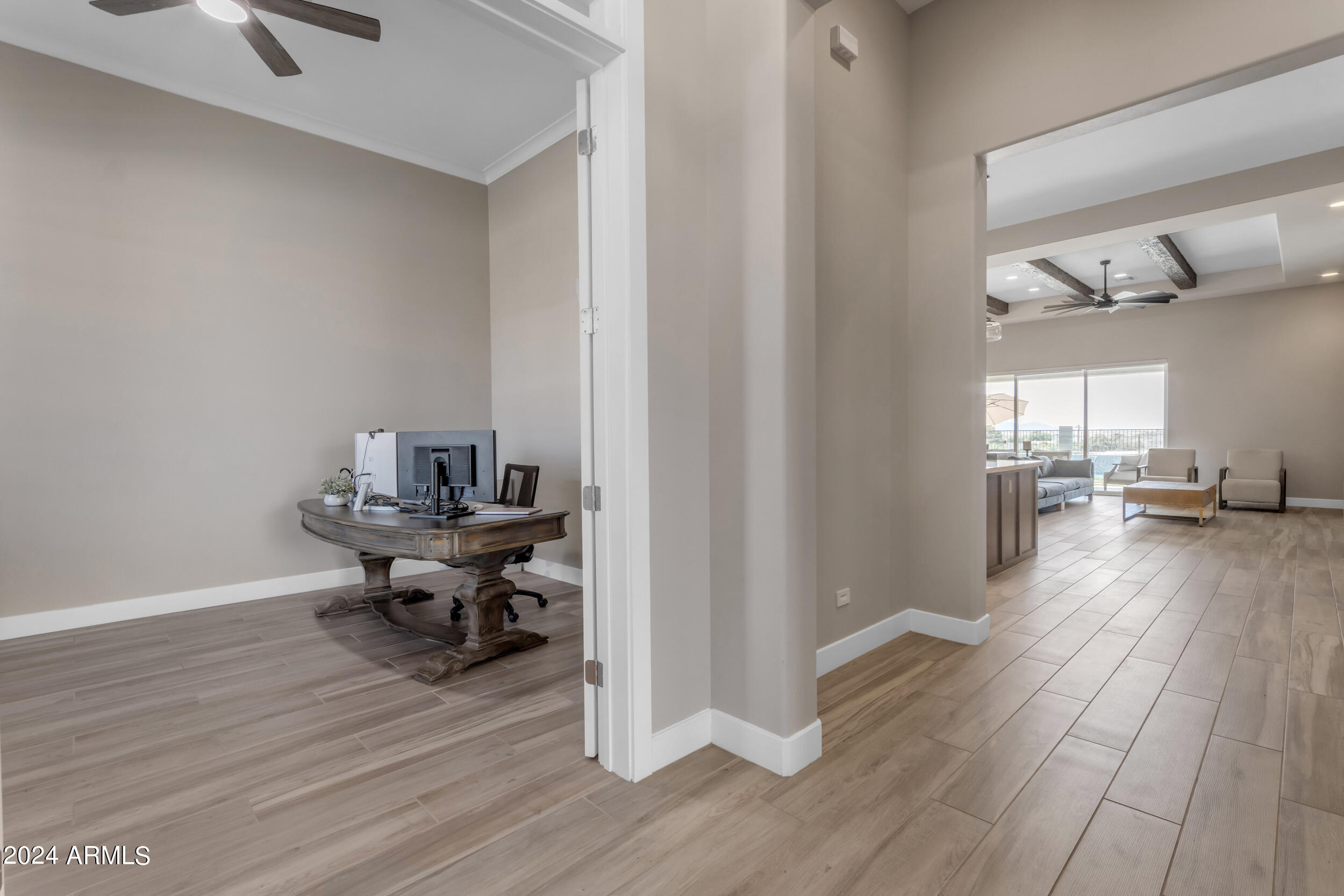 1618 E MINTON Street