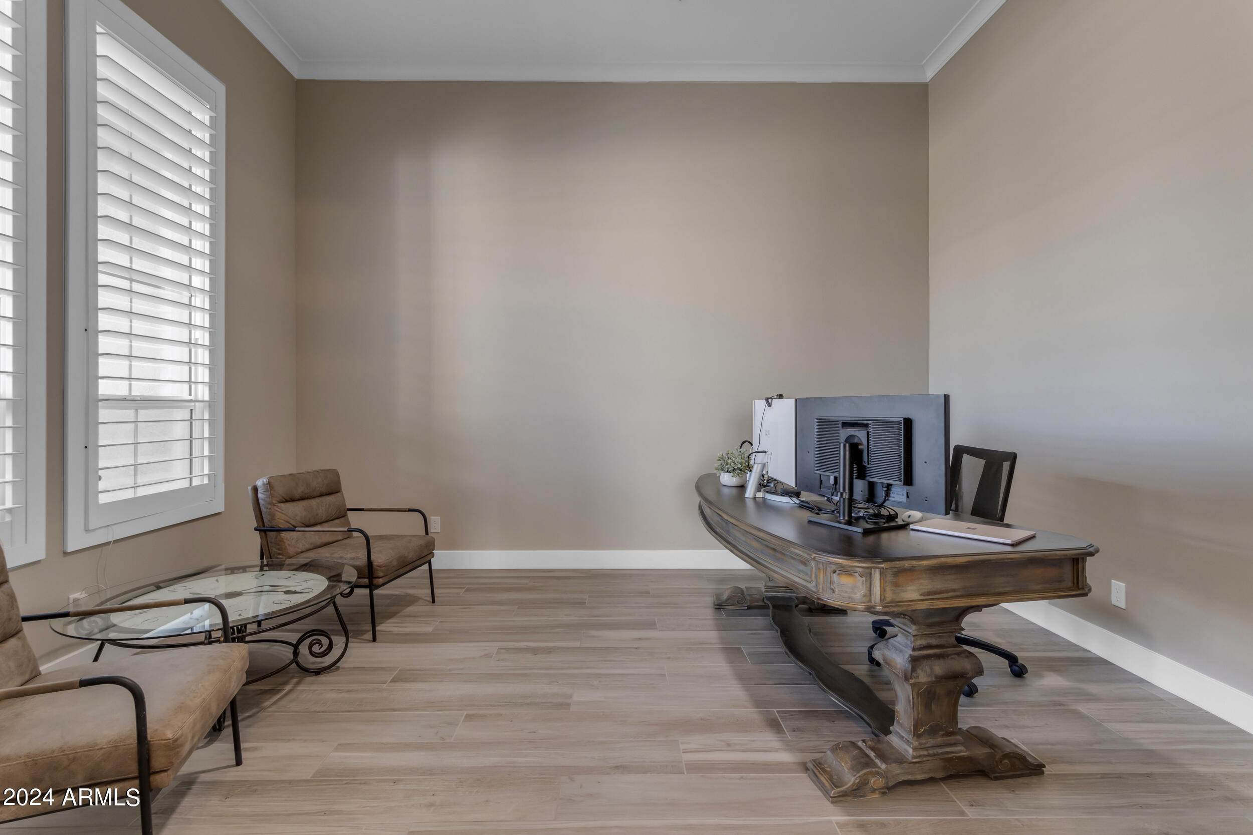 1618 E MINTON Street