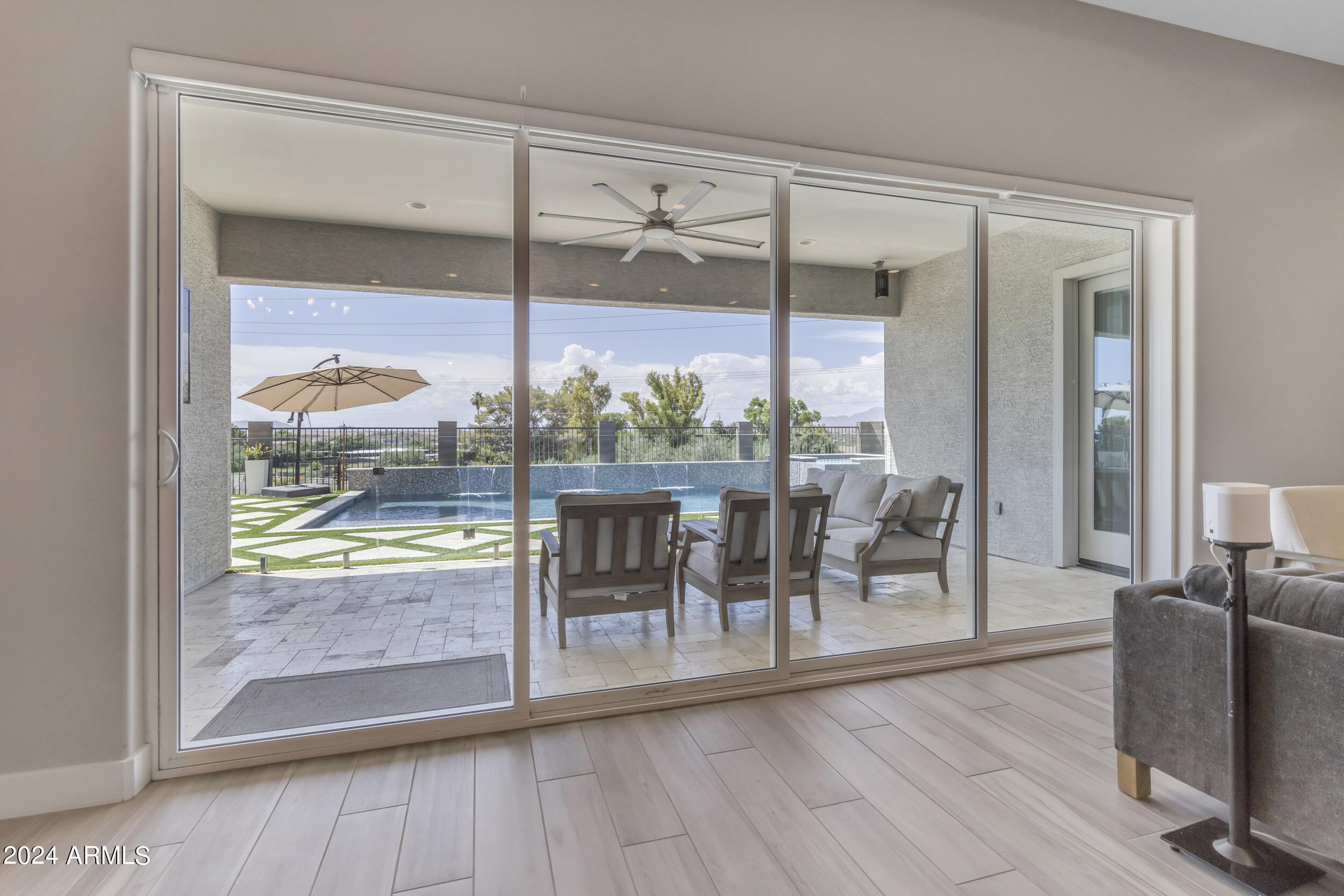 1618 E MINTON Street