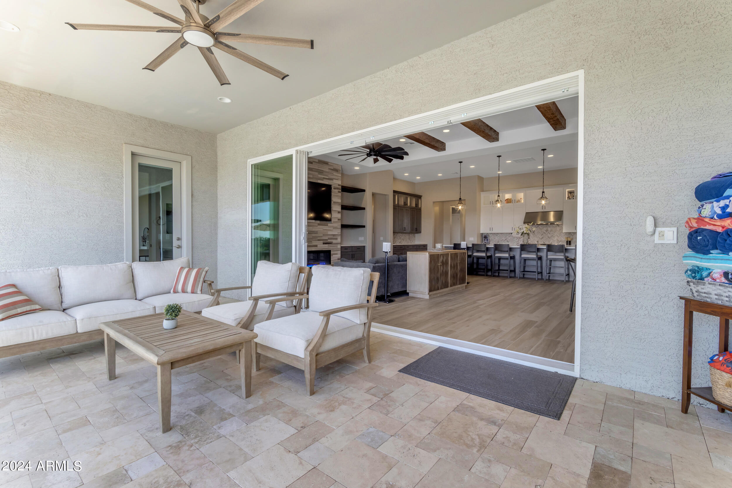 1618 E MINTON Street