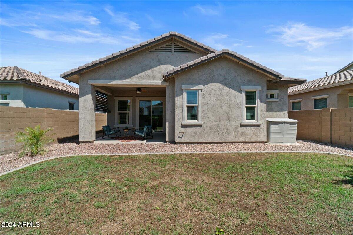 20579 W EDGEMONT Avenue