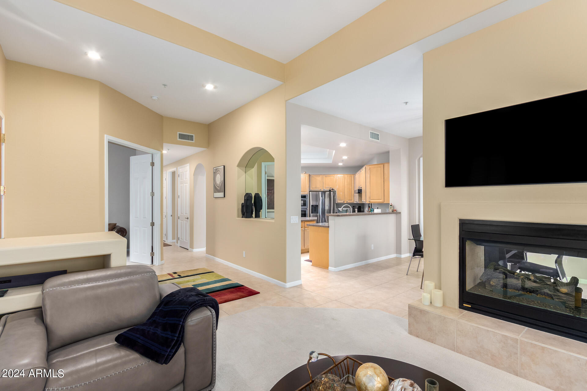 20802 N GRAYHAWK Drive # 1104