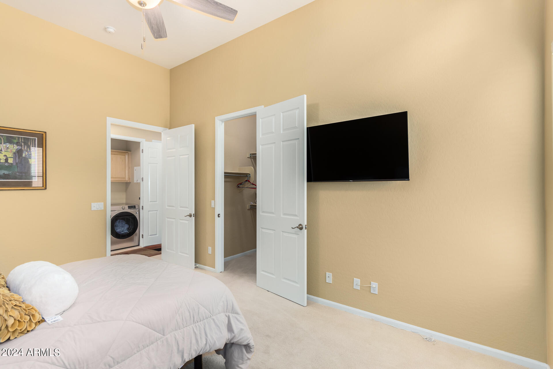 20802 N GRAYHAWK Drive # 1104