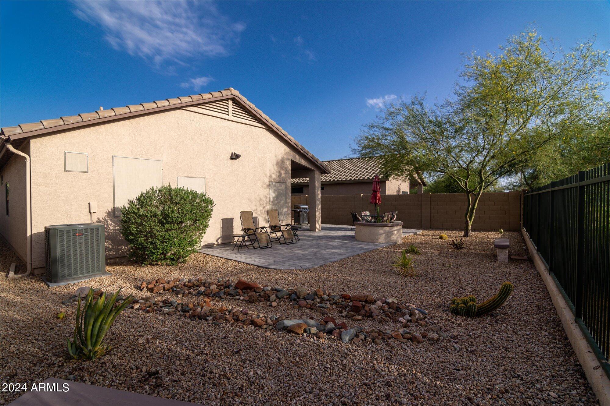 40608 N COLUMBIA Trail