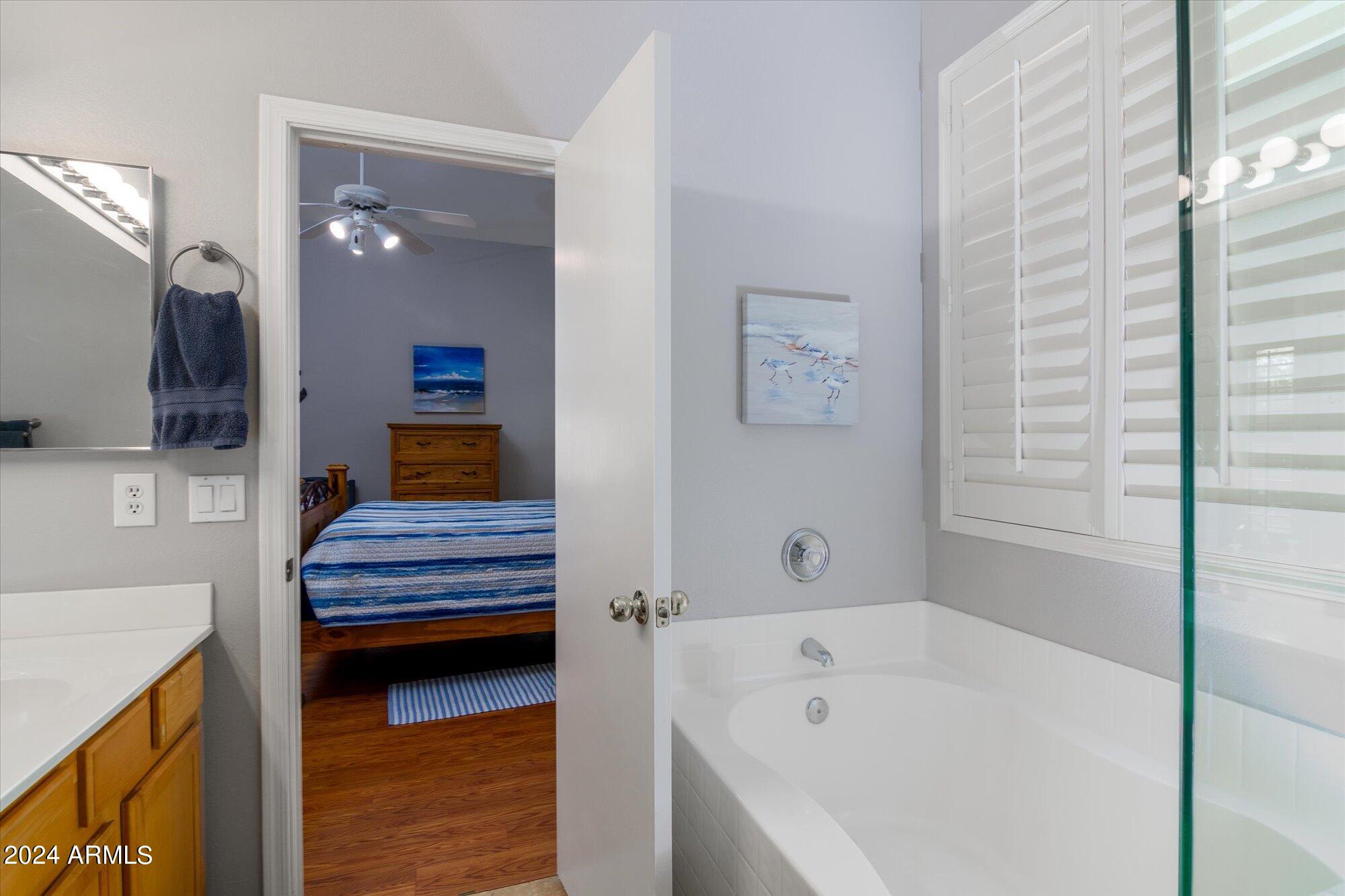 40608 N COLUMBIA Trail