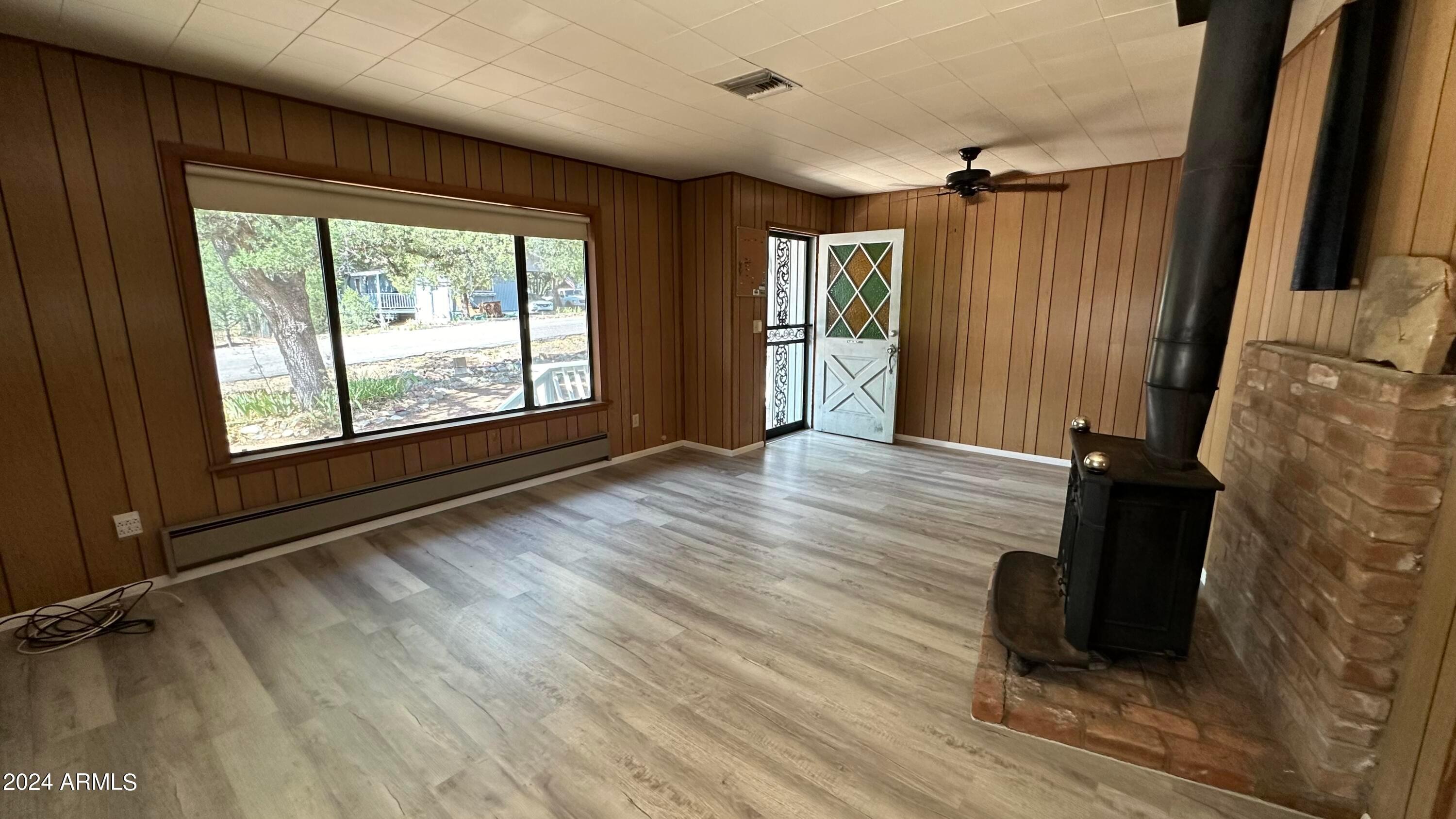 411 E Alpine Drive