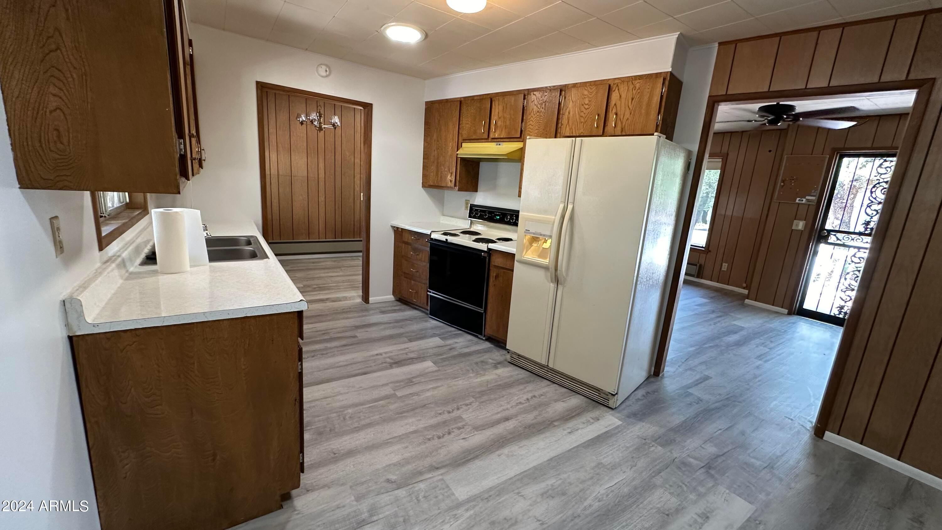 411 E Alpine Drive