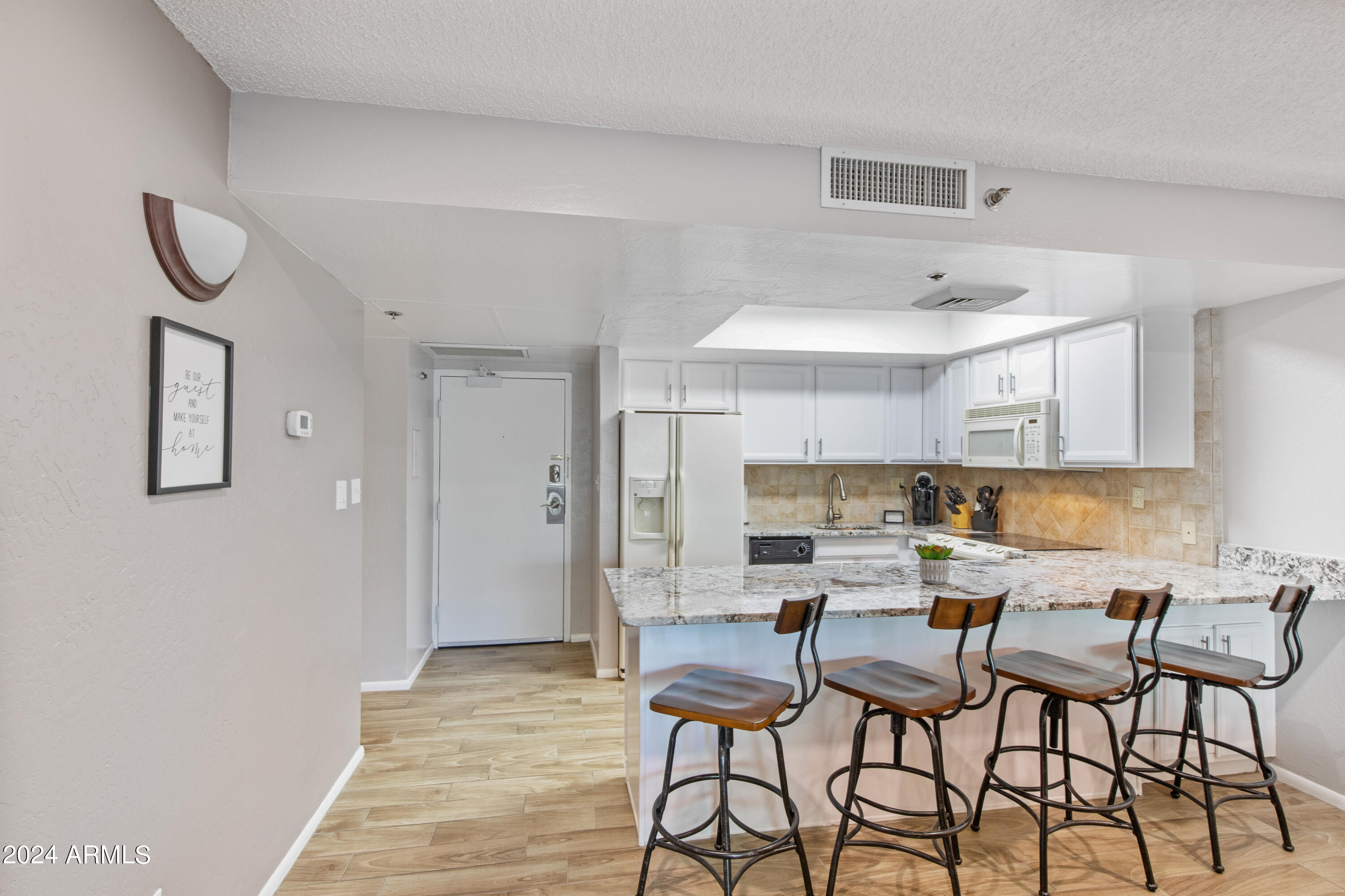 7350 N PIMA Road Unit: 213&214