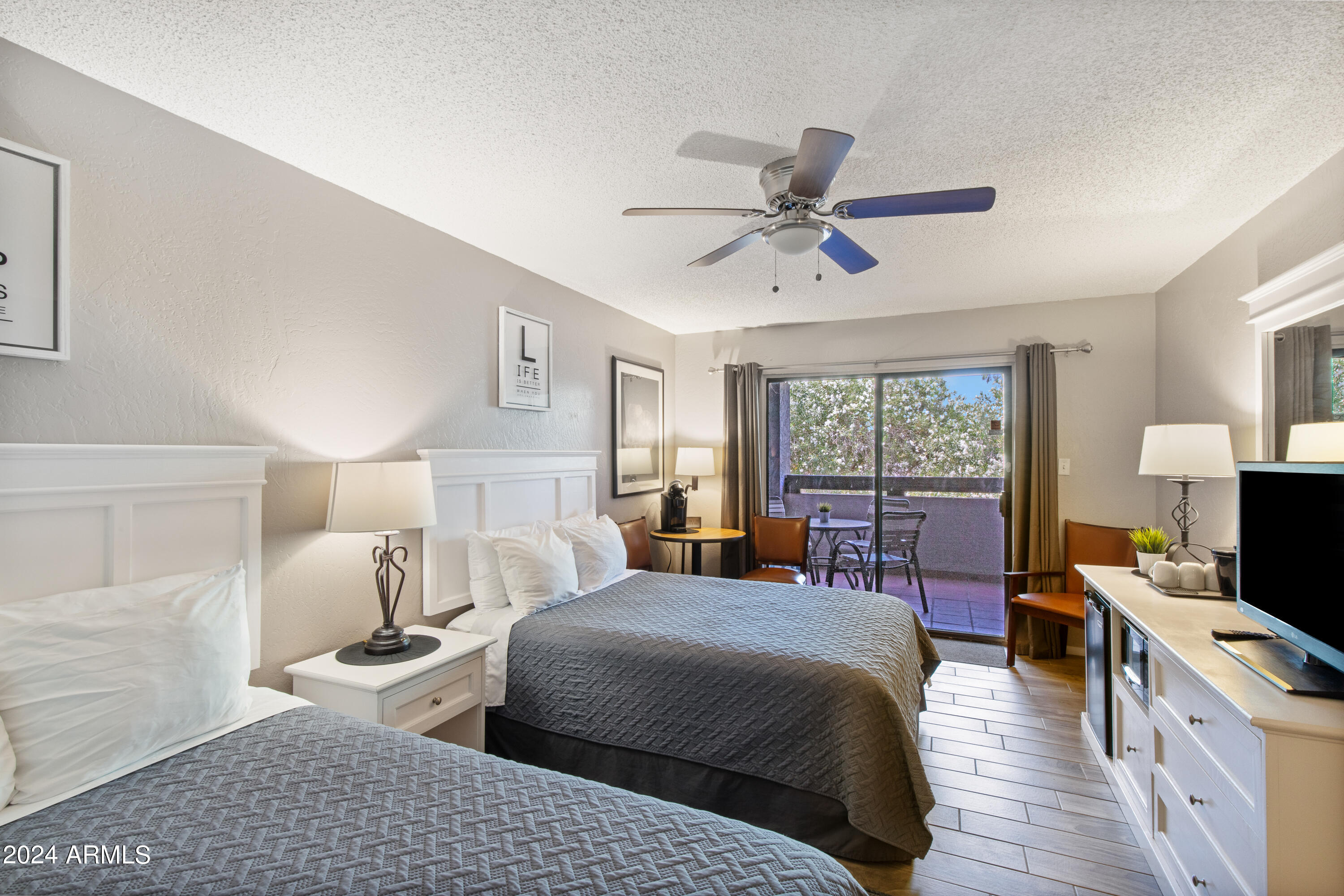 7350 N PIMA Road Unit: 213&214