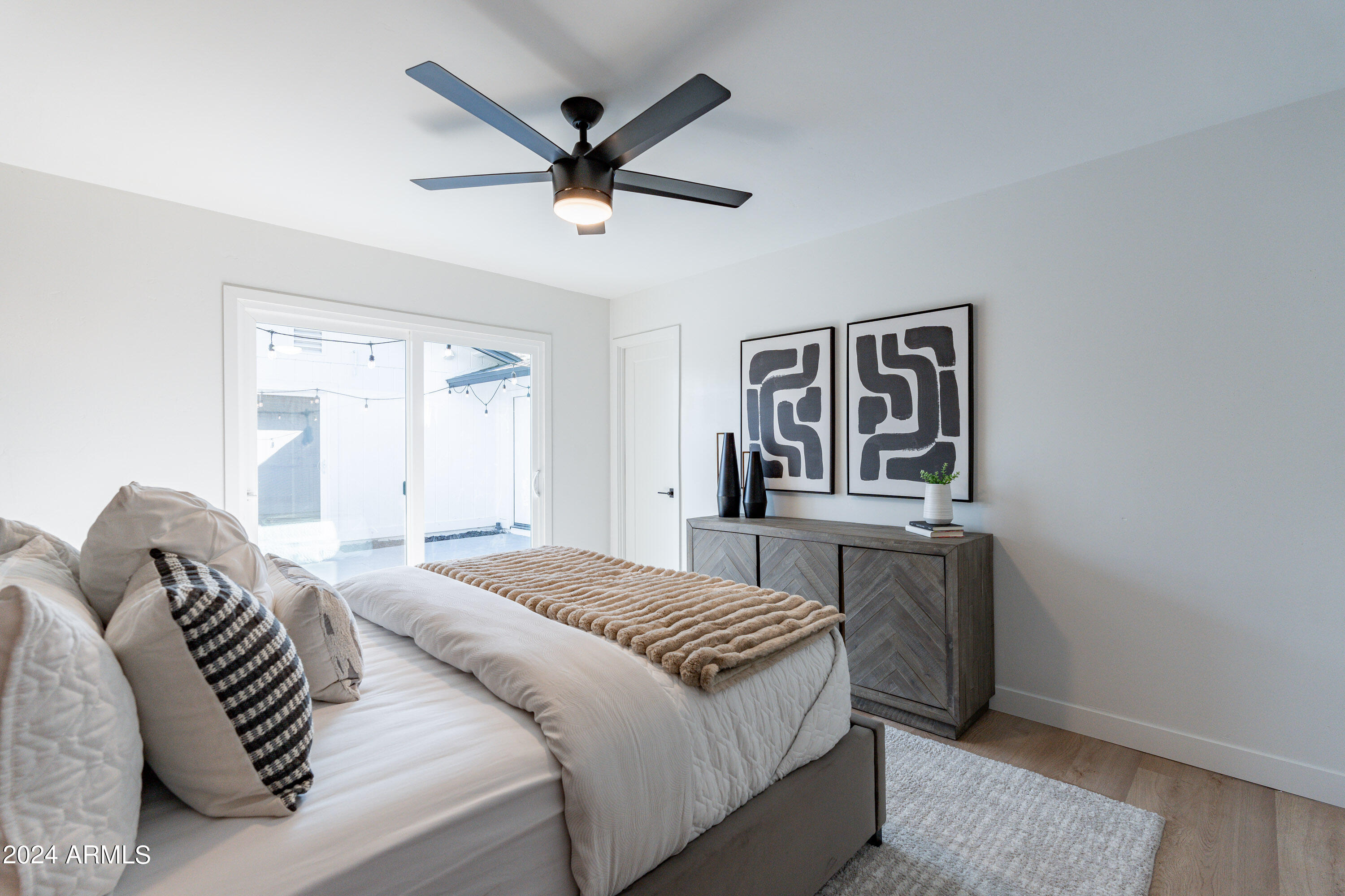 3541 W GELDING Drive