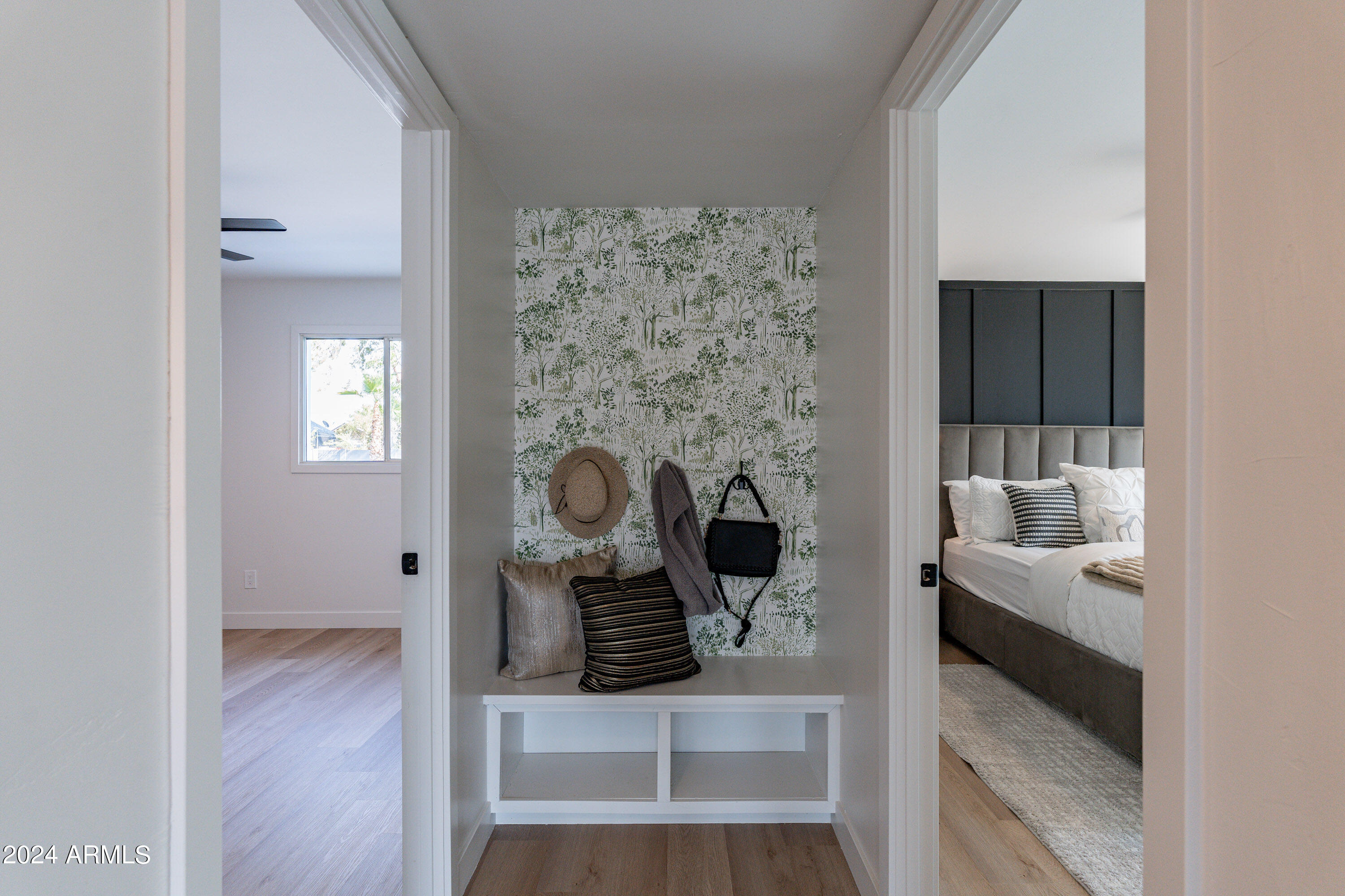 3541 W GELDING Drive