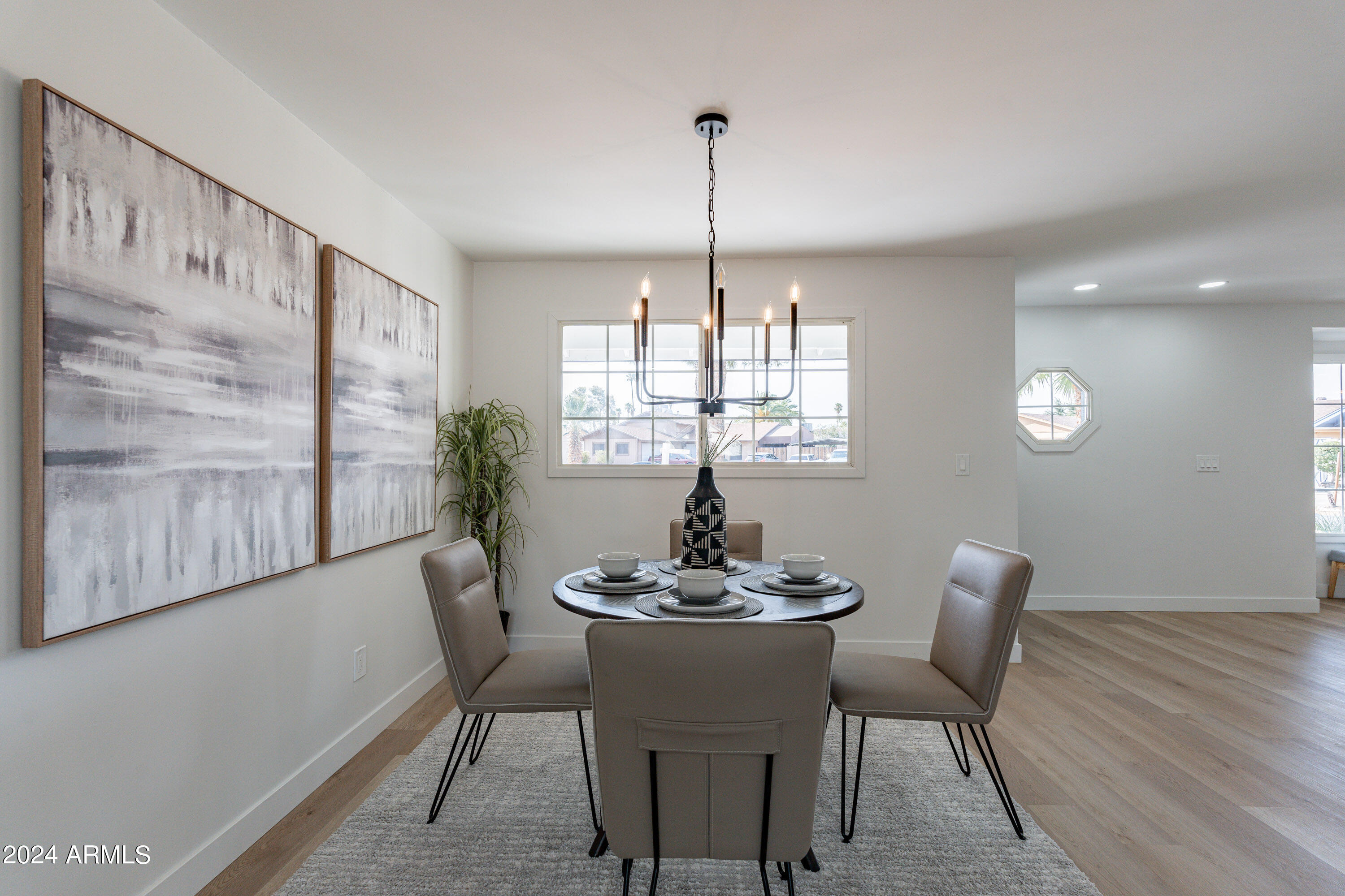 3541 W GELDING Drive