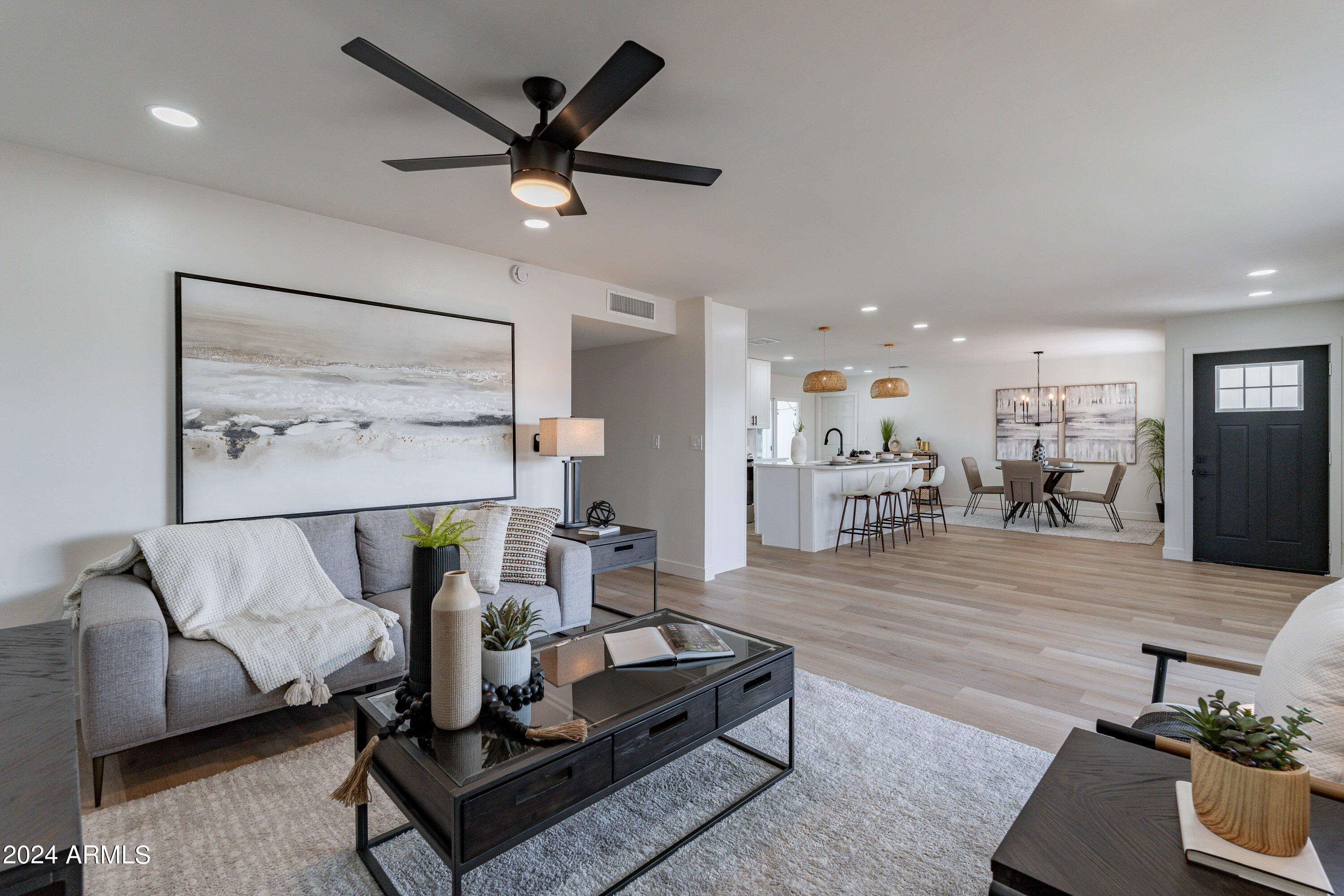 3541 W GELDING Drive