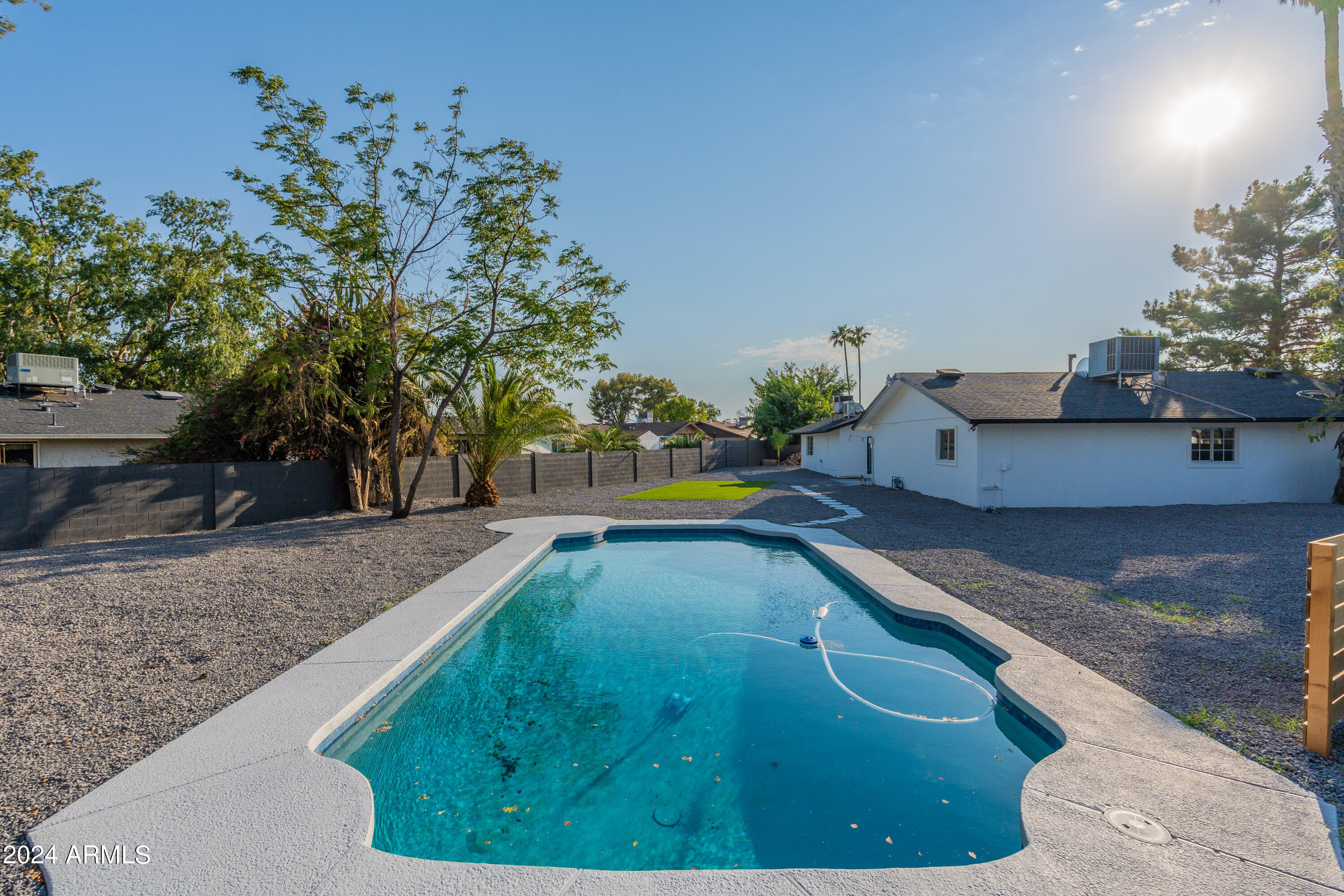 3541 W GELDING Drive