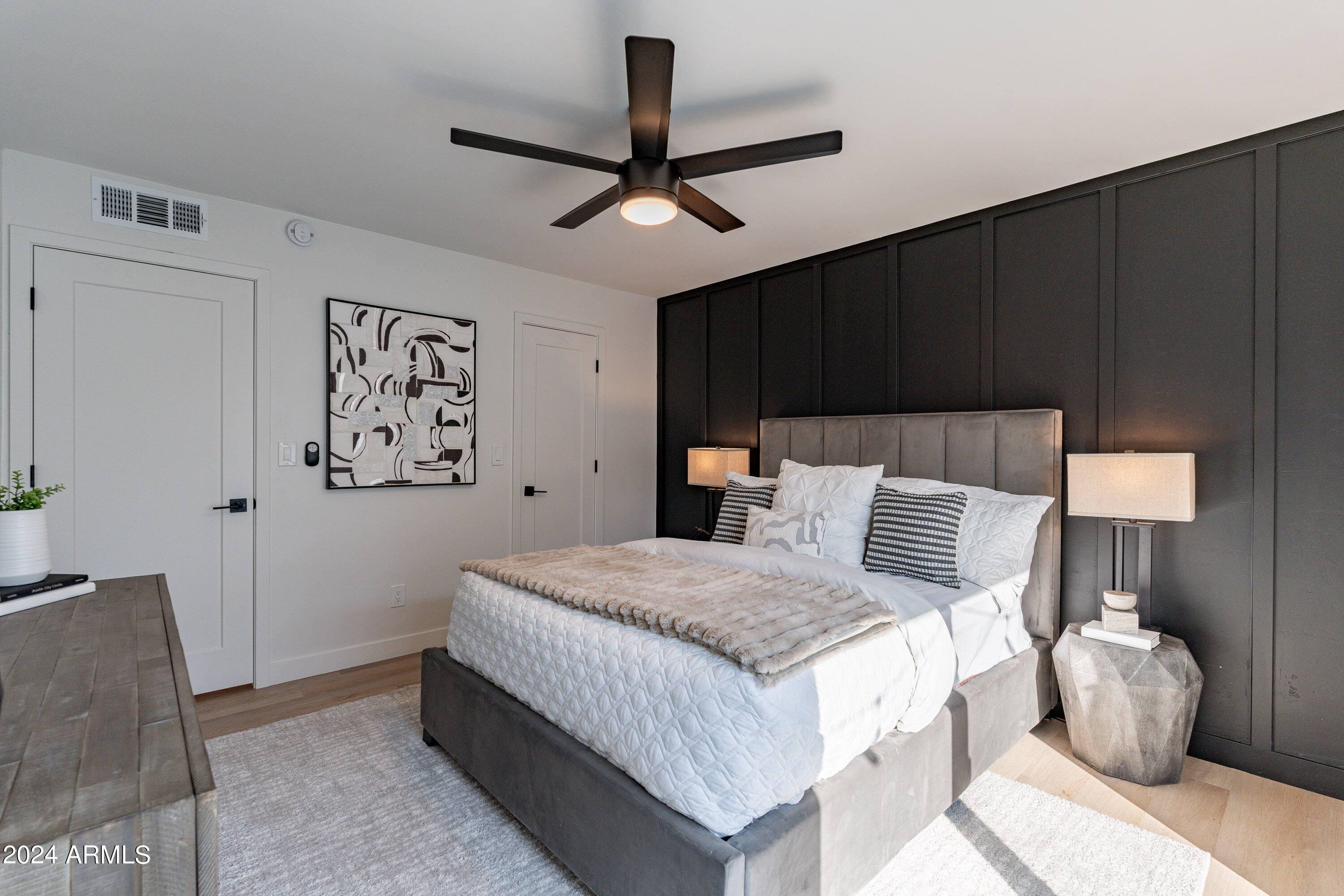 3541 W GELDING Drive