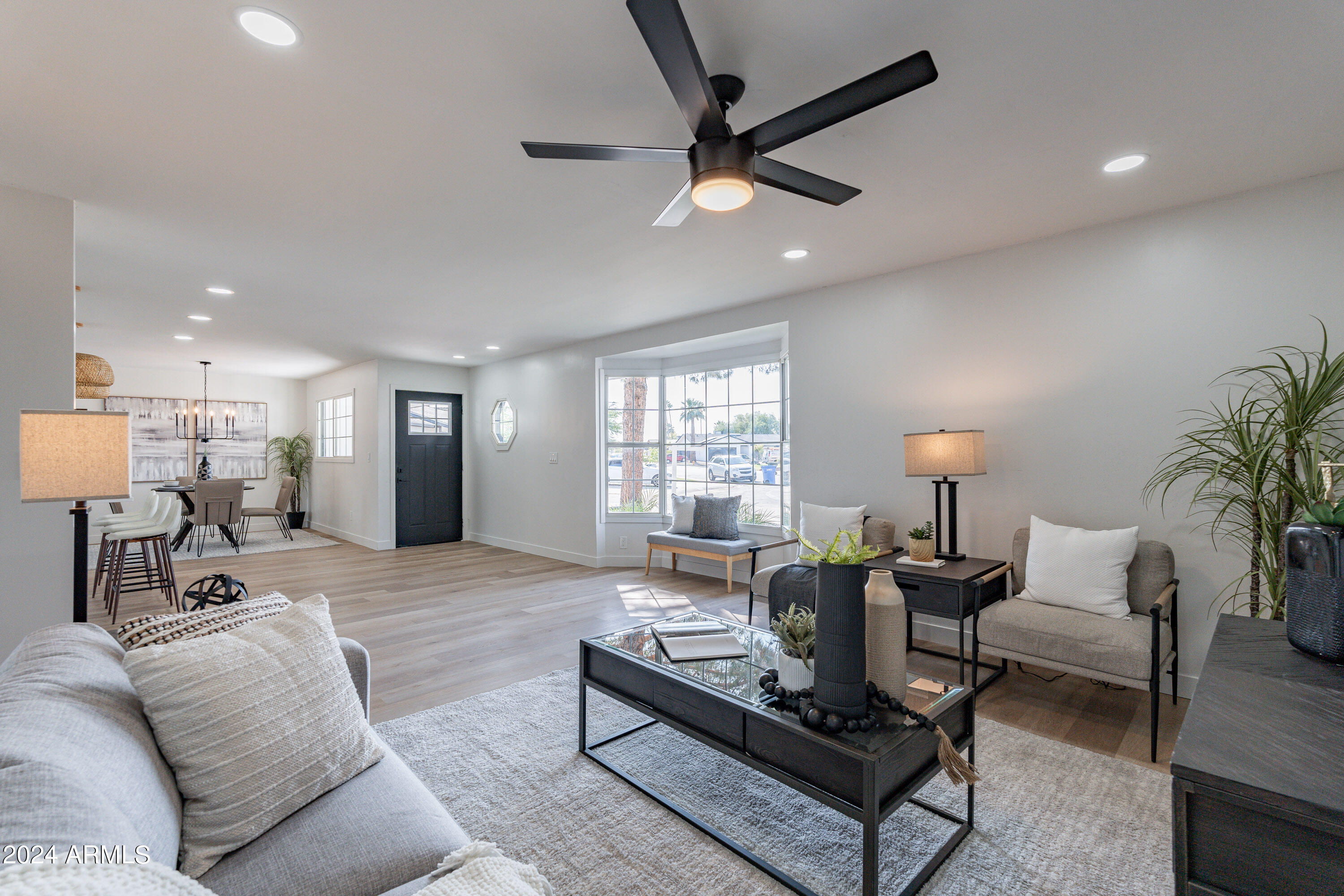 3541 W GELDING Drive