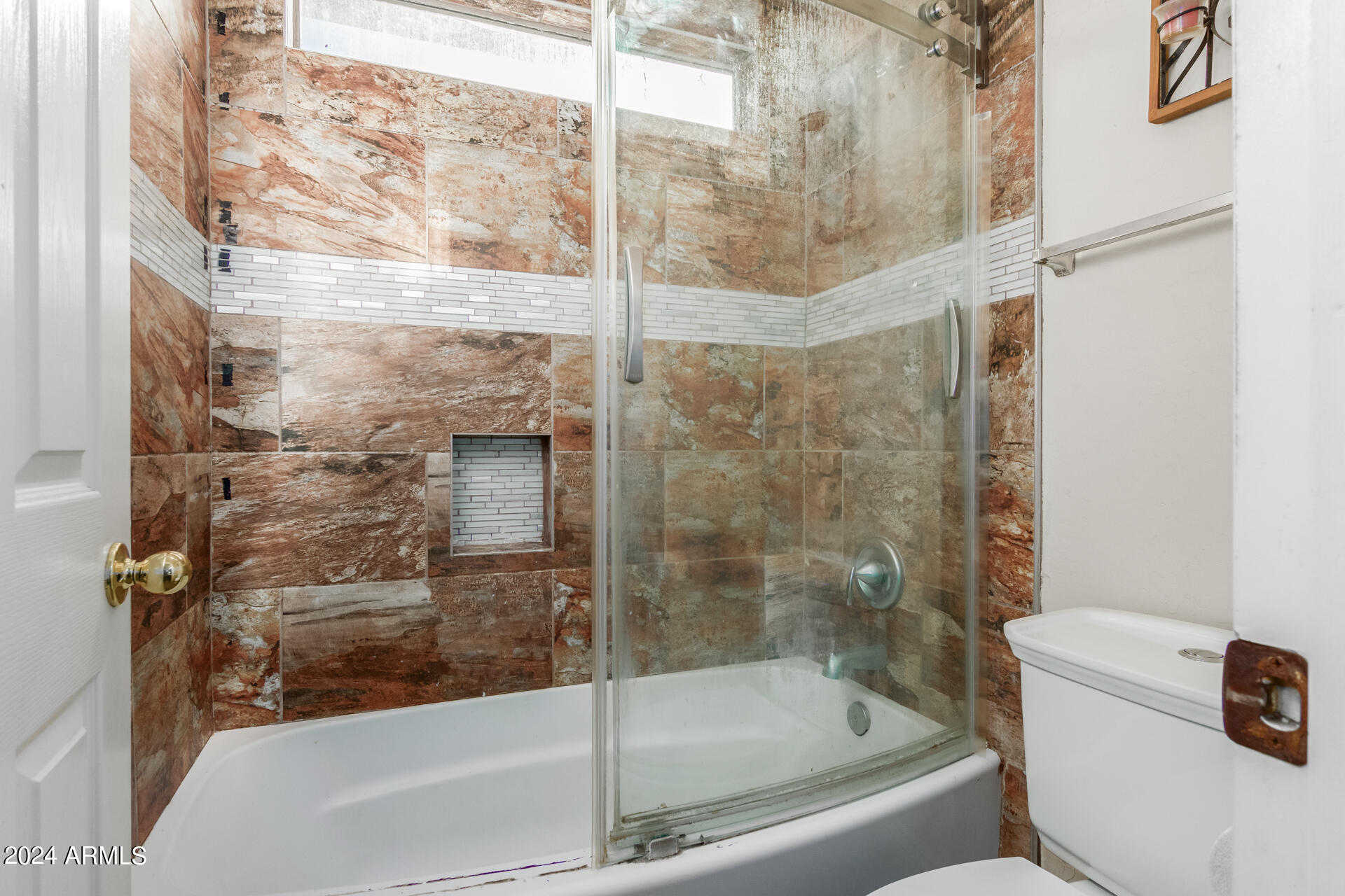 8531 W MAGNOLIA Street